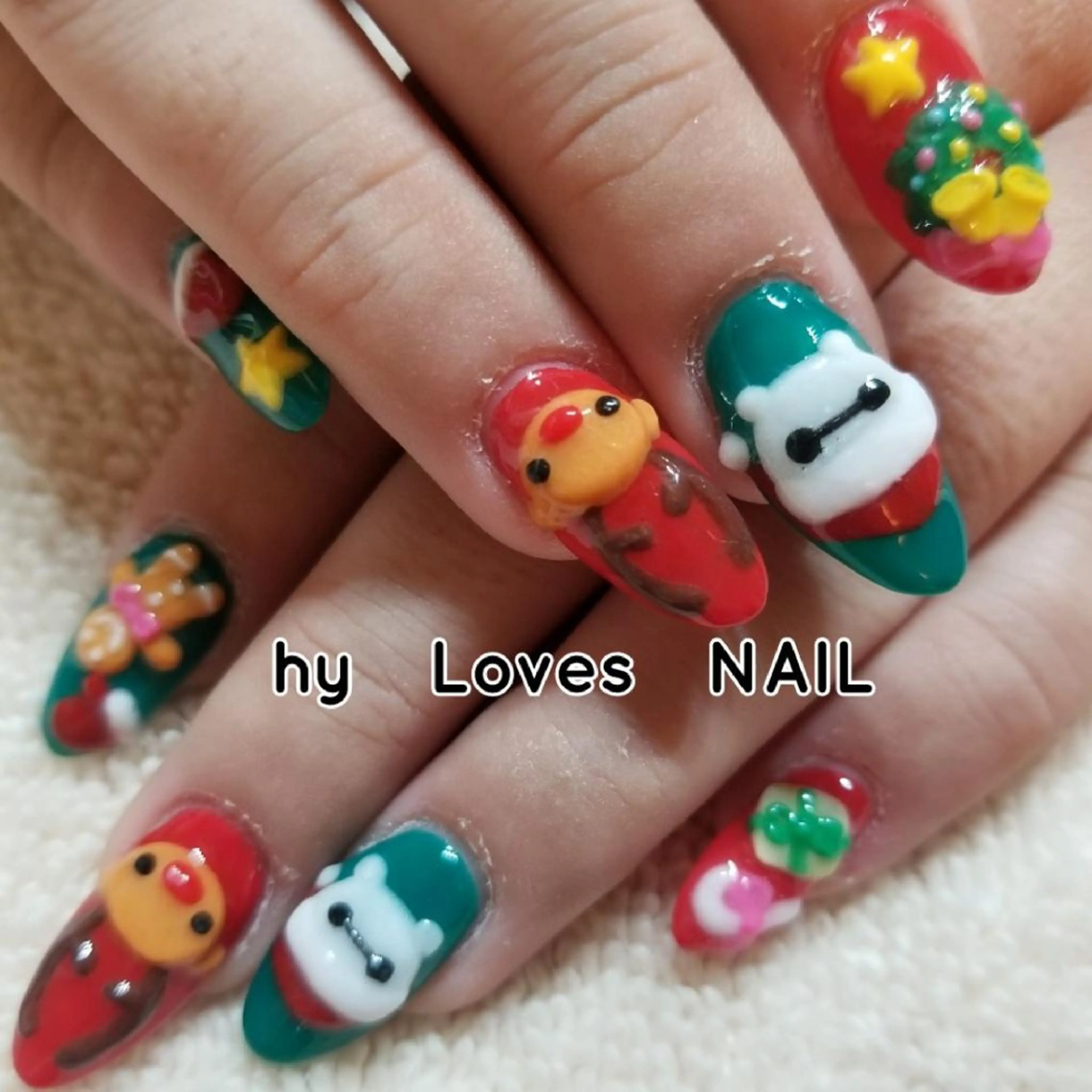 ネイル 冬ネイル クリスマス ハンドネイル よしだ ひろきのネイルデザイン