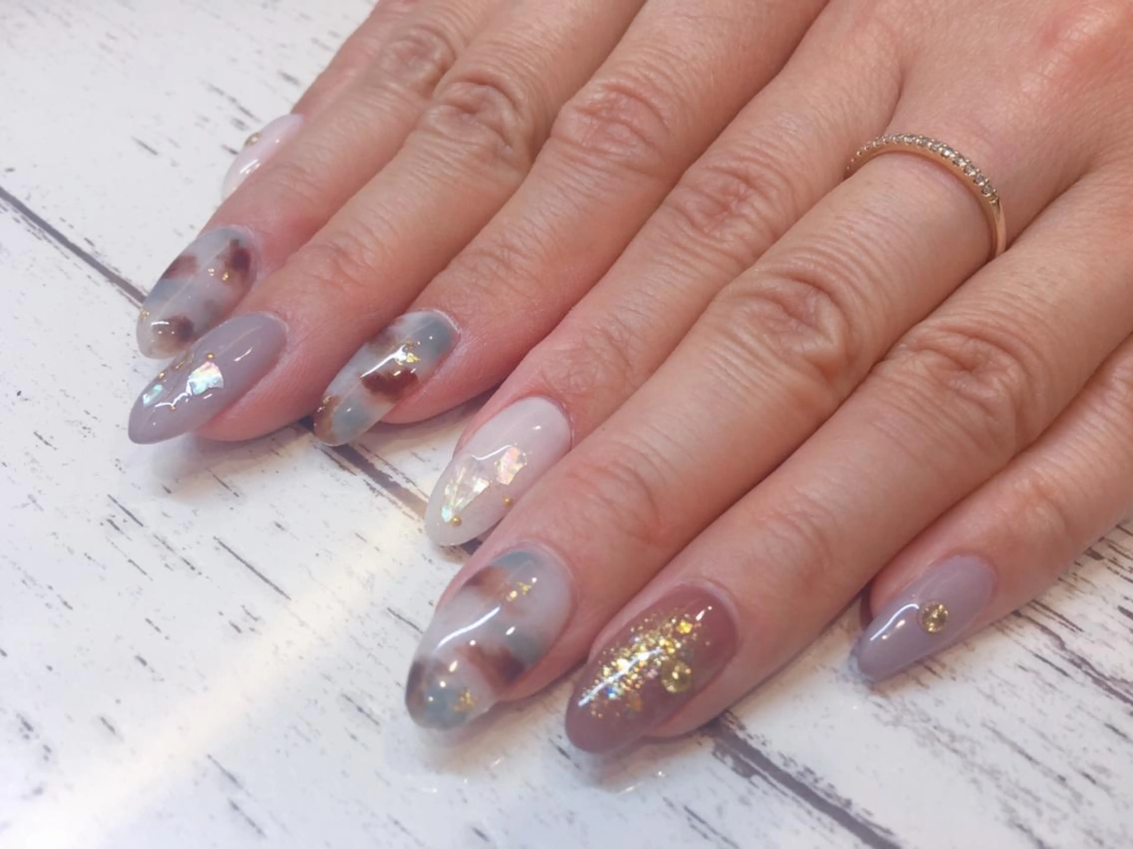 ネイル 持ち込み 酒井 美由紀のネイルデザイン