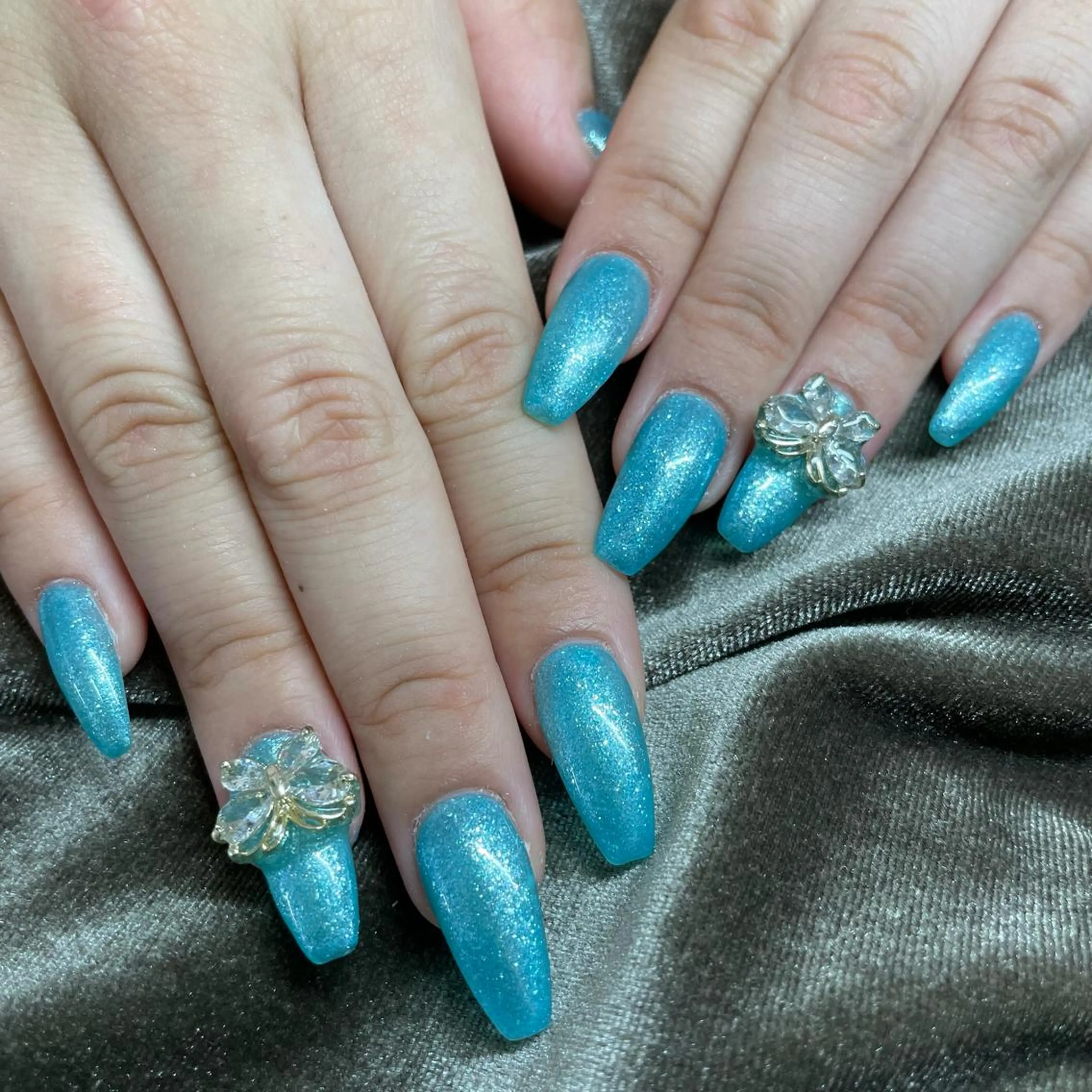 ネイル Beauty Salon amour所属・Seven's / NANAのネイルデザイン