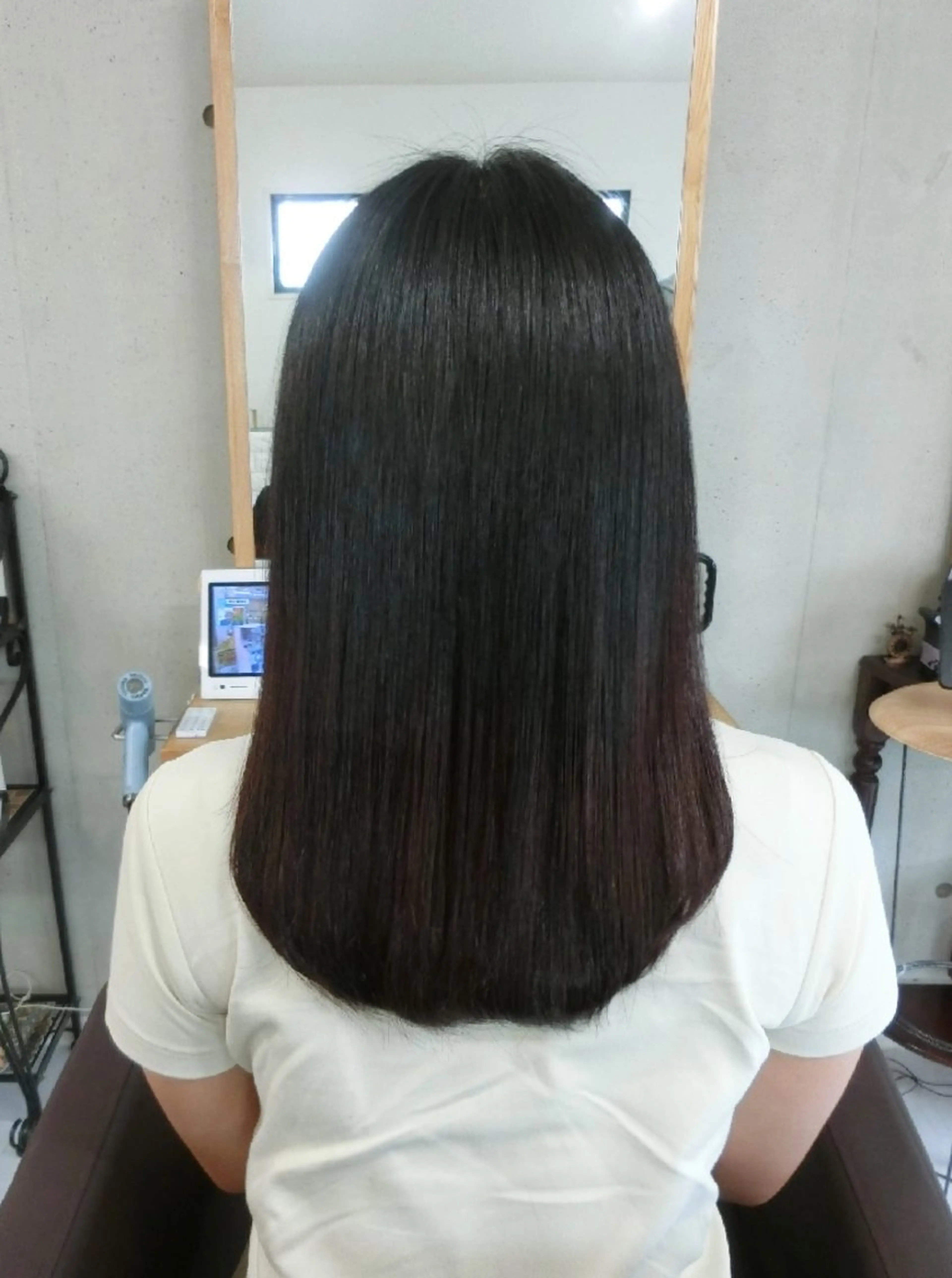 セミロング カット 縮毛矯正 ma cherie 　naoのヘアスタイル