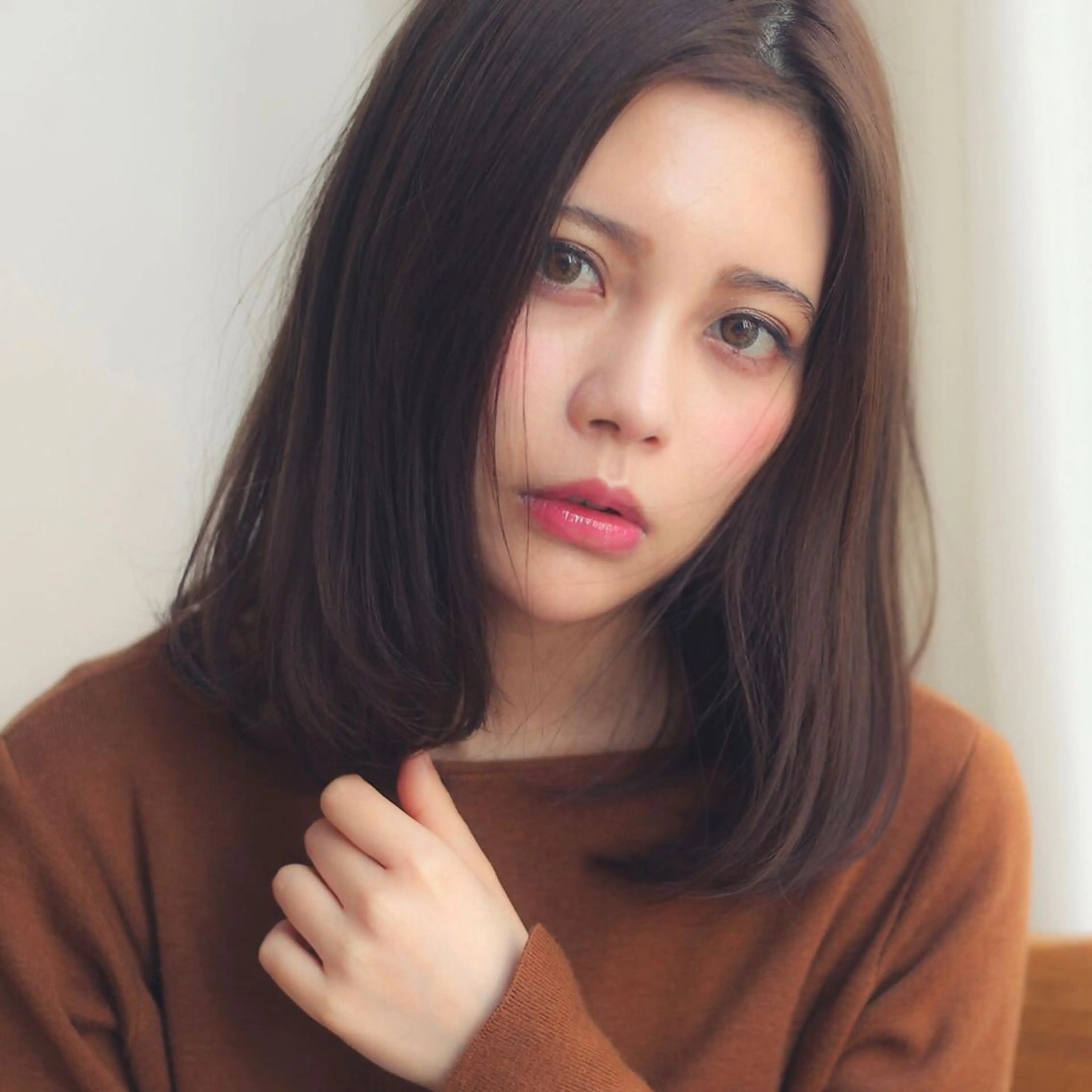 ミディアム カラー ヘアアレンジ ブラウンカラー マロンブラウン カット パーマ 縮毛矯正 トリートメント VIVIE【ヴィヴィ】所属・髪質改善/韓国風 レイヤー/田村祐樹のヘアスタイル