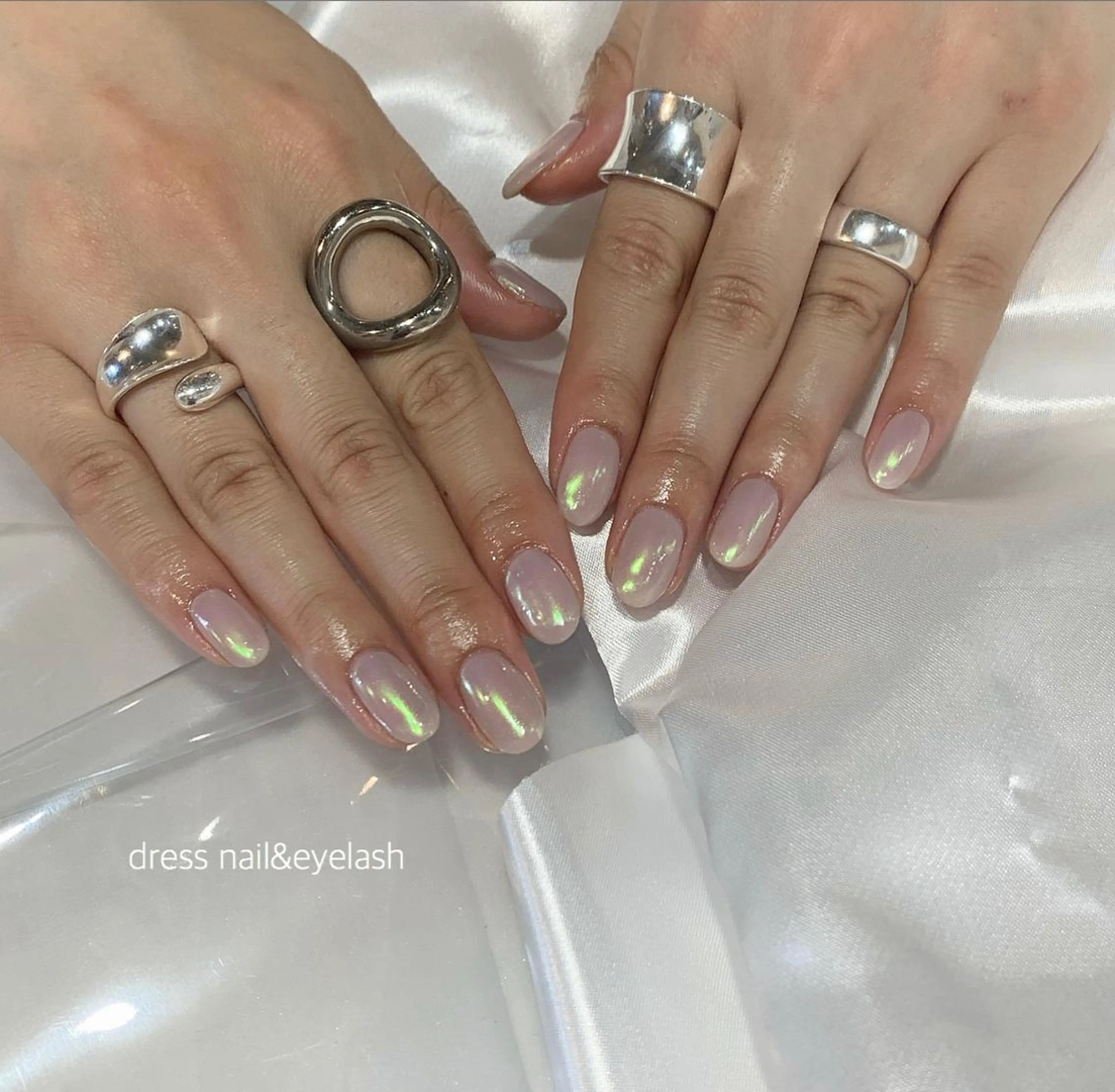 ネイル ミラーネイル にしぐち はるかのネイルデザイン