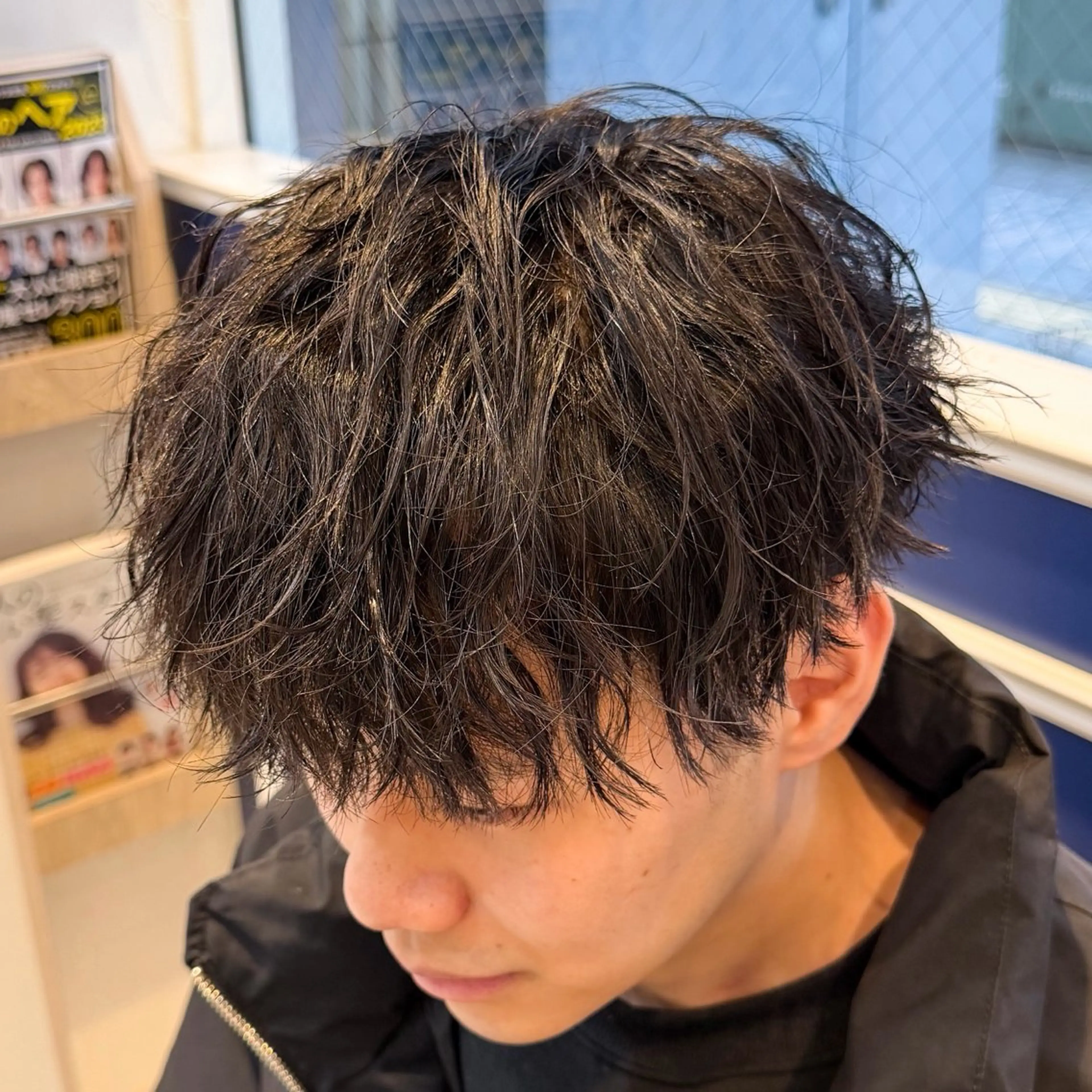 ショート パーマ メンズ 波巻きパーマ カット 吉田 新平のヘアスタイル