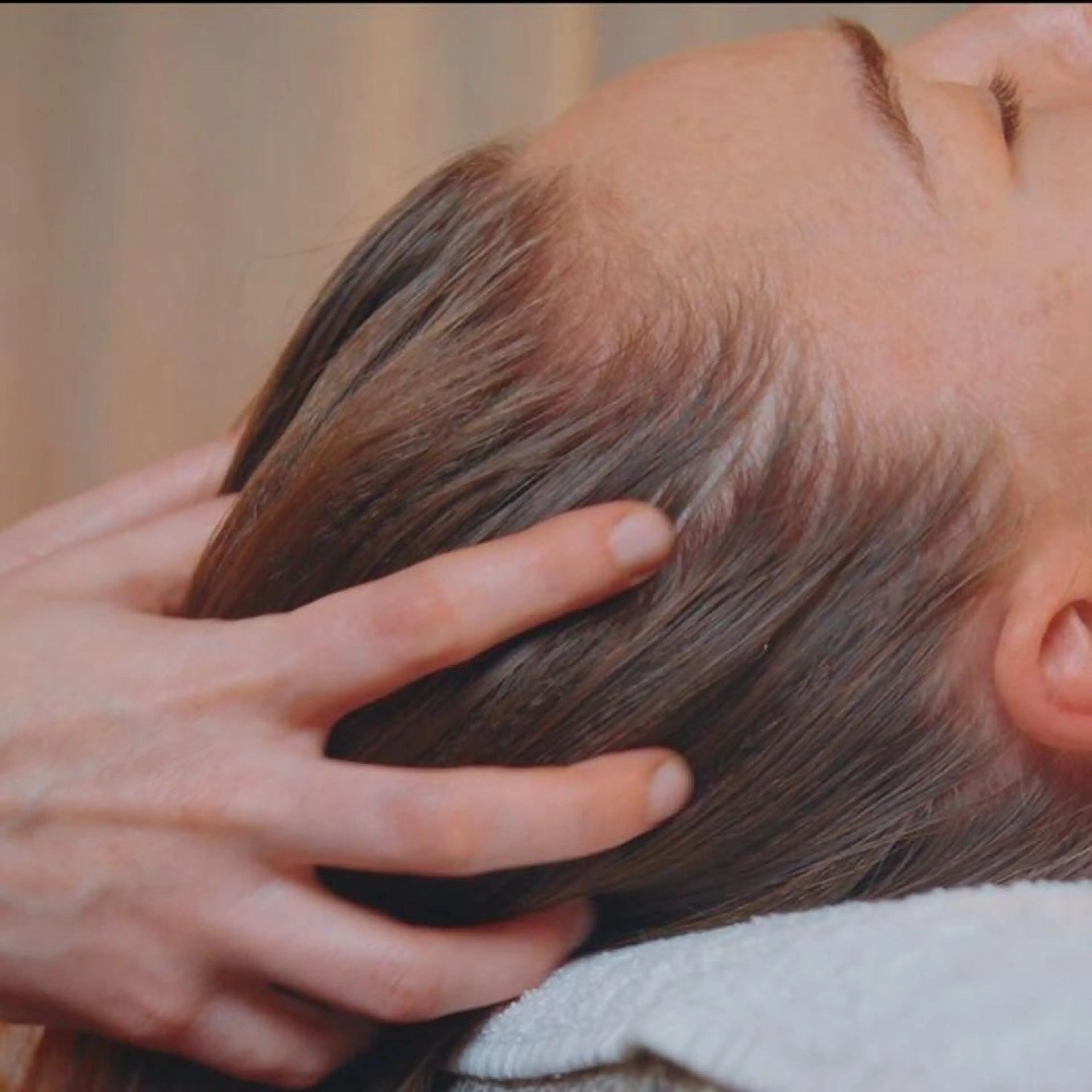 目の疲れや不眠の方、ストレスを多く感じてる方、薄毛でお悩みの方にもオススメ!ドライヘッドマッサージ60分の写真