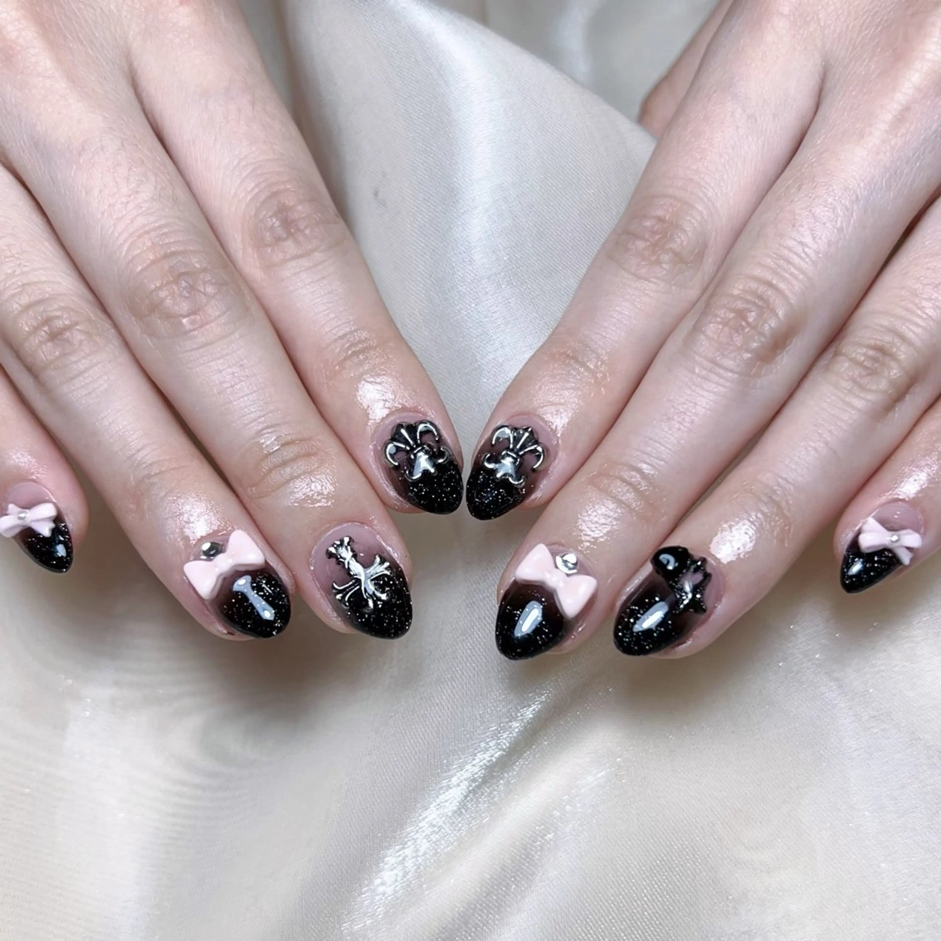 メンズ ネイル メンズ韓国風 アートネイル オーロラネイル ガーリー キラキラネイル ハンドネイル Nail salon 木にいるのネイルデザイン