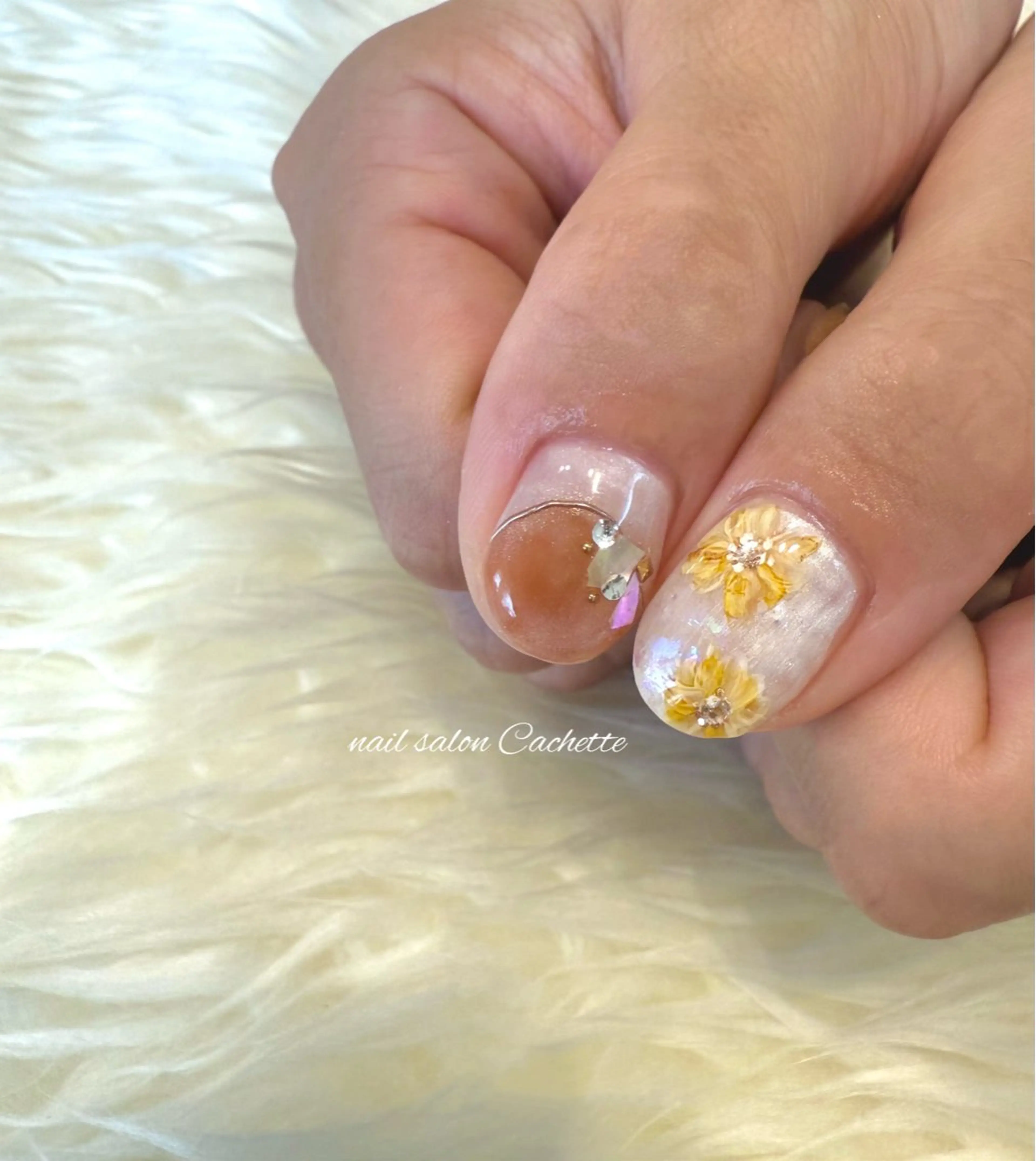 ネイル ✧Cachette✧ YUKARIのネイルデザイン