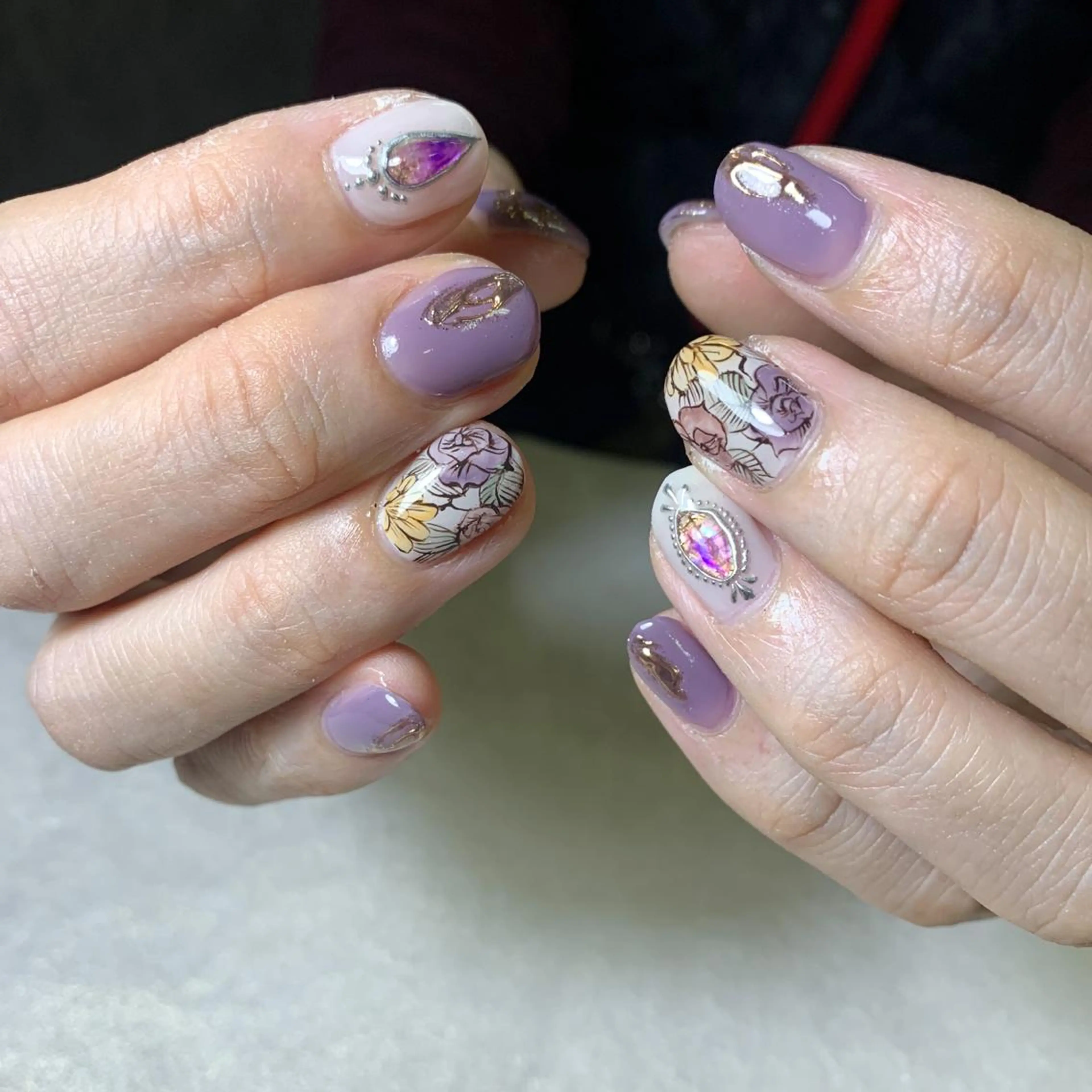 ネイル atelier　FIORITURA所属・FIORITURA aiのネイルデザイン