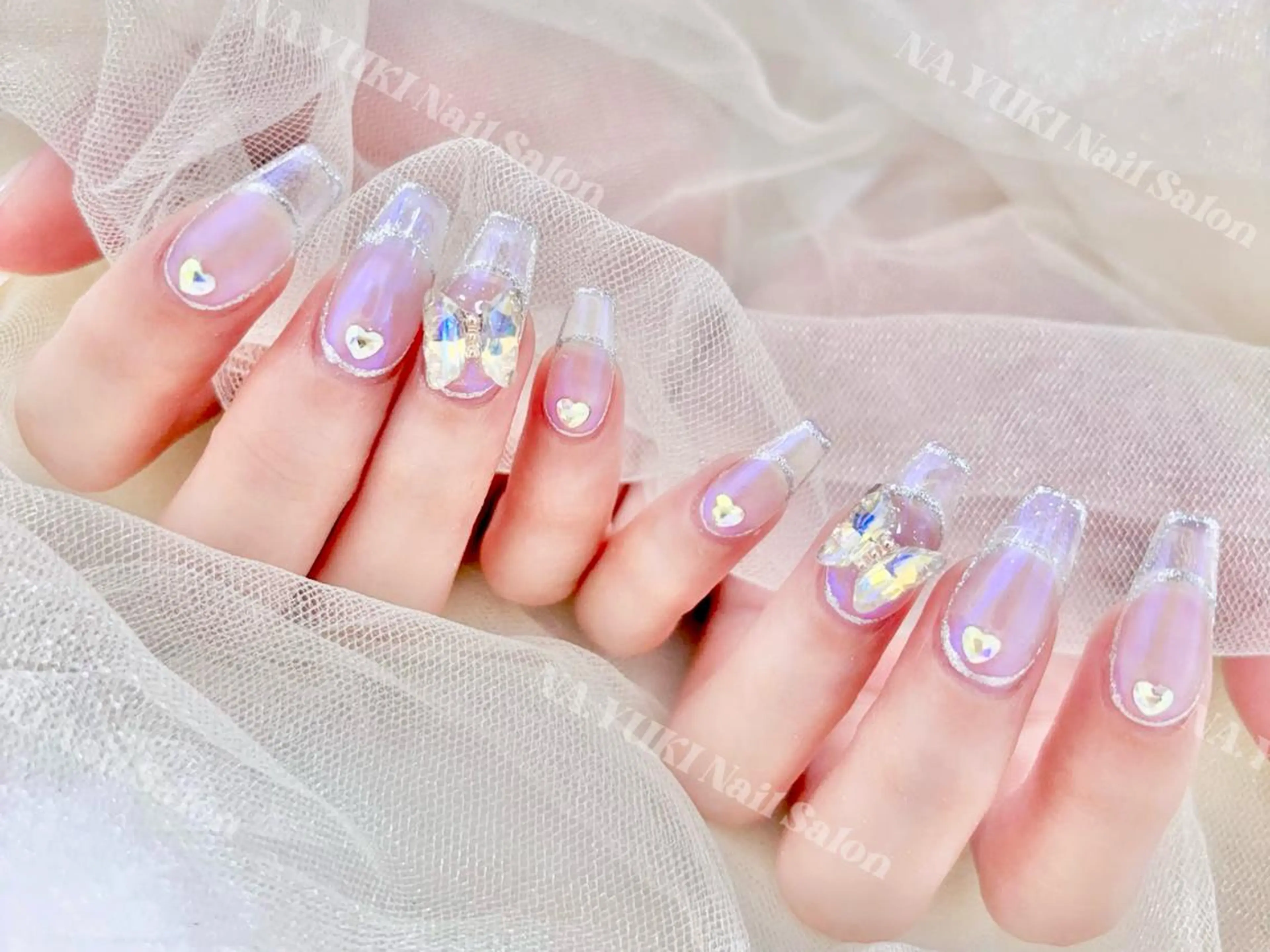 ネイル ハンドネイル ハンドケア Queenie 🦋のネイルデザイン