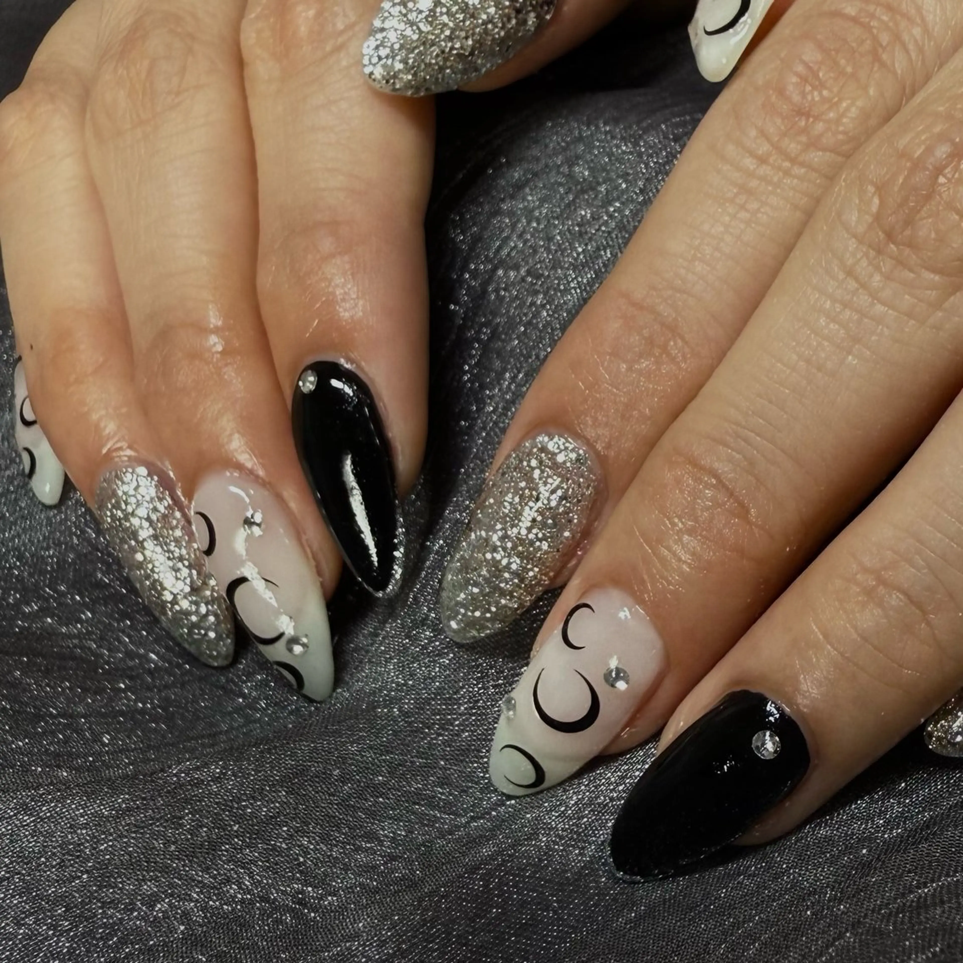 ネイル ハンドネイル キヅキ .のネイルデザイン