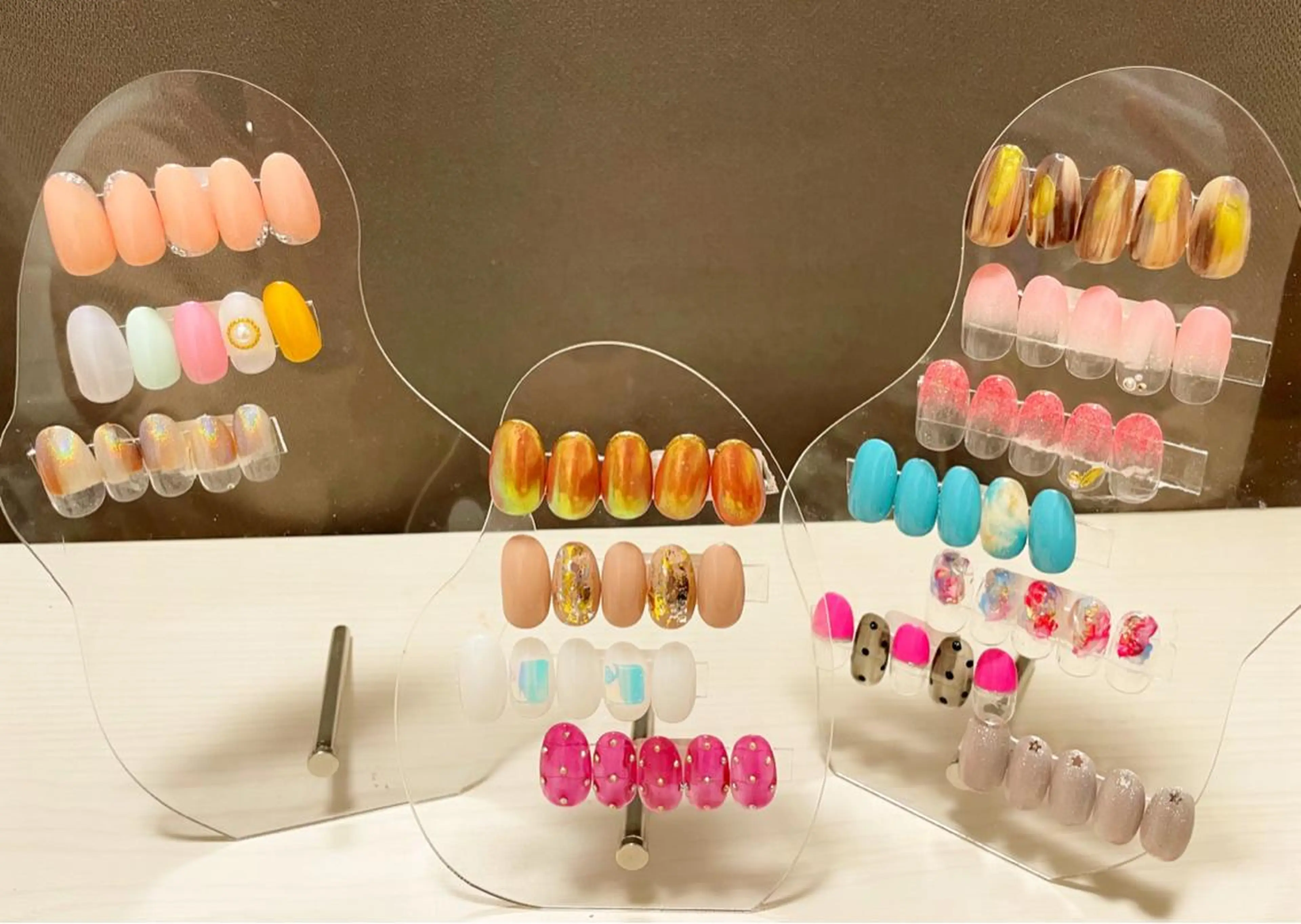 ネイル ネイルチップ Re:st〔リスト〕所属・ayane Re:st〔リスト〕のネイルデザイン