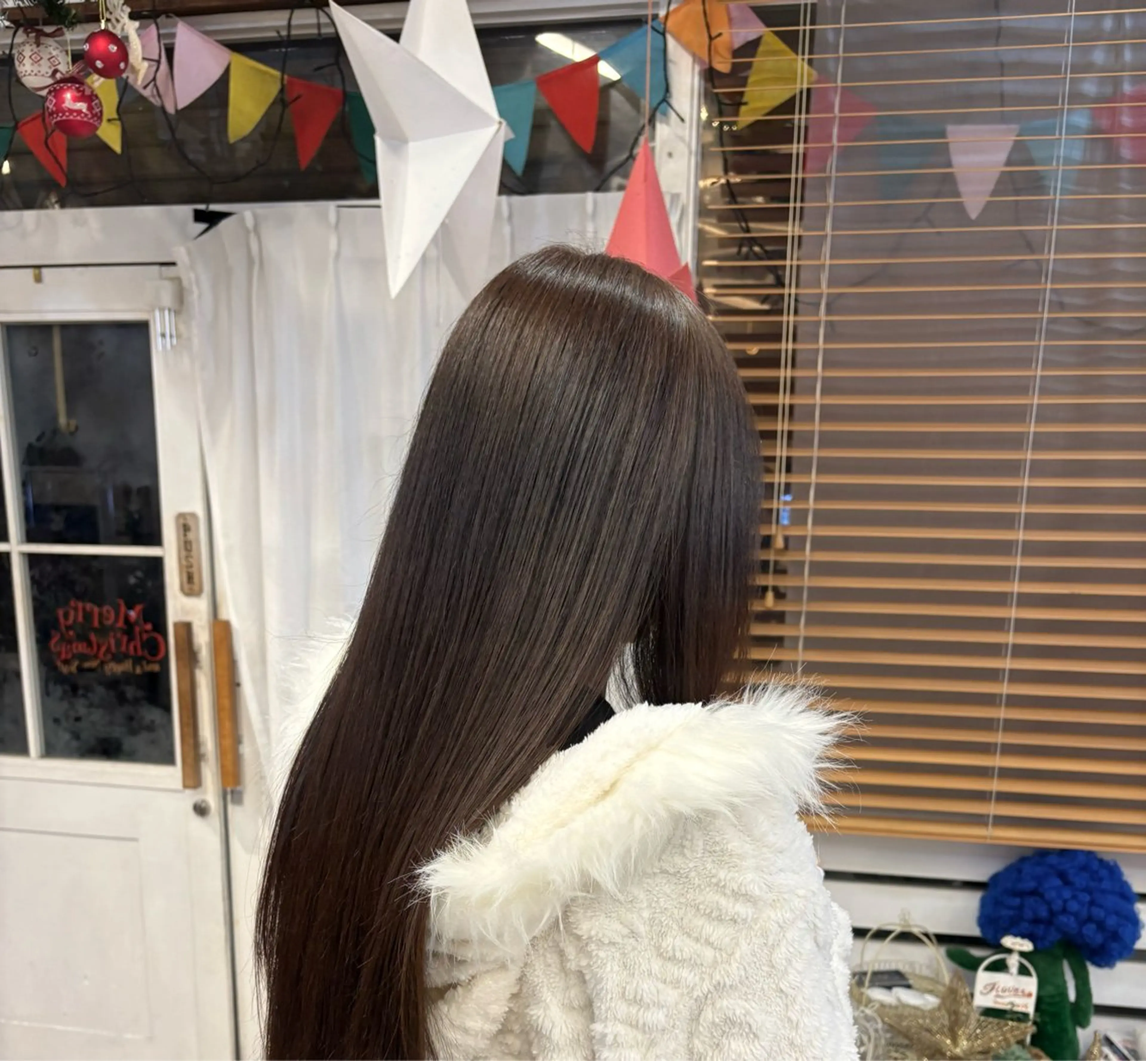 ロング 綱川 琉生のヘアスタイル