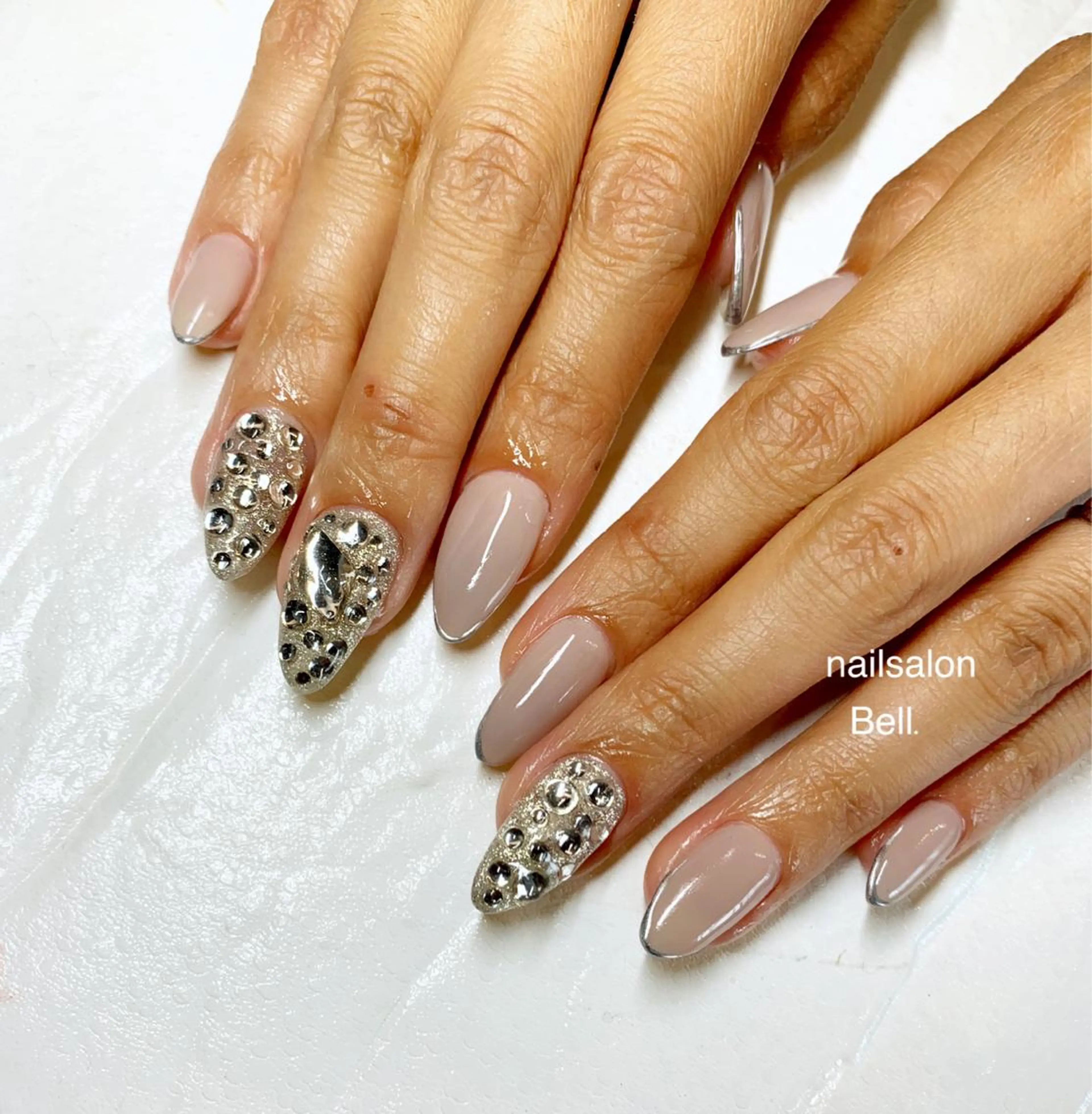 ネイル アートネイル Y. Reonaのネイルデザイン