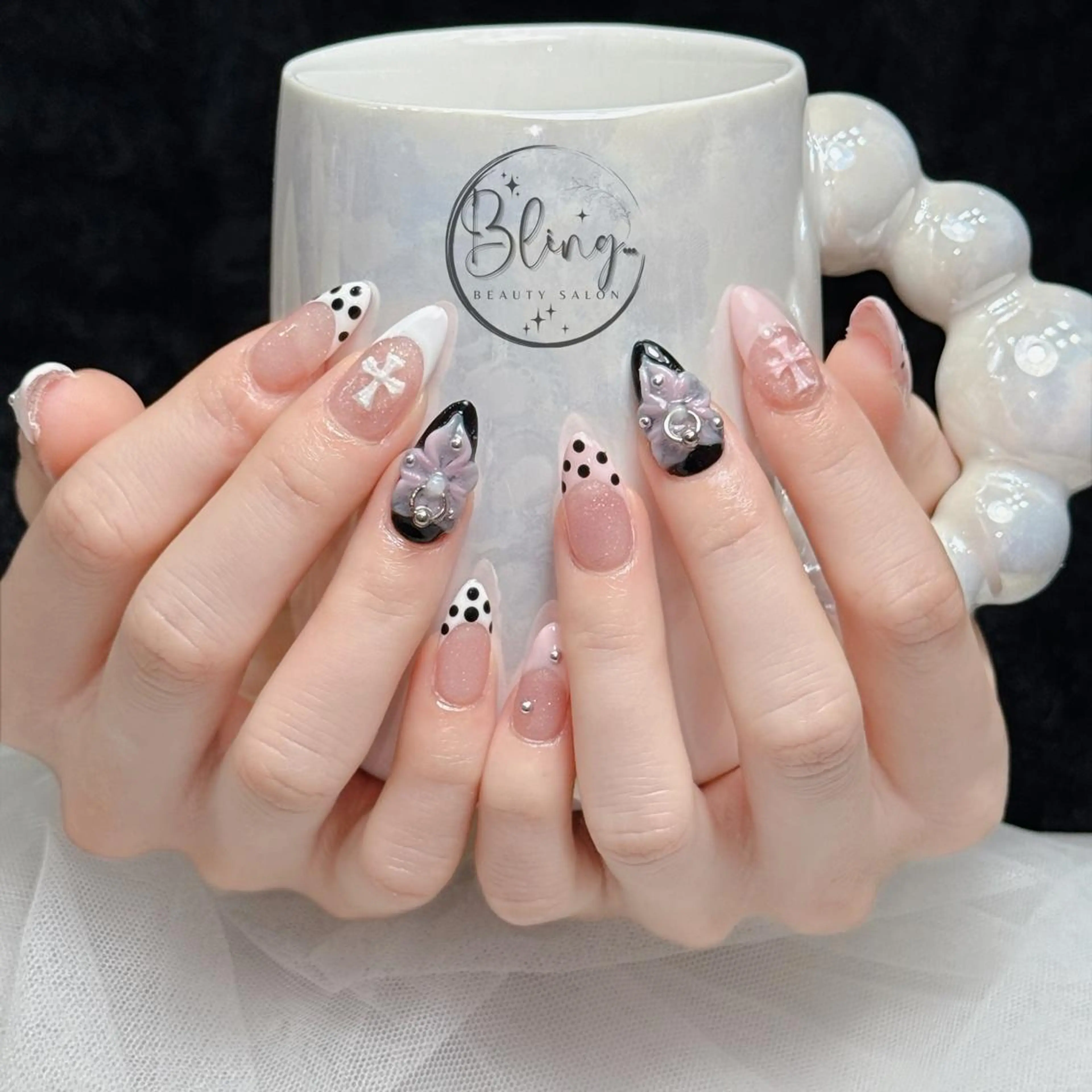 ロング カラー ブルーカラー グラデーションカラー ピンクカラー 韓国風ヘア ハンドネイル 波 なみのネイルデザイン