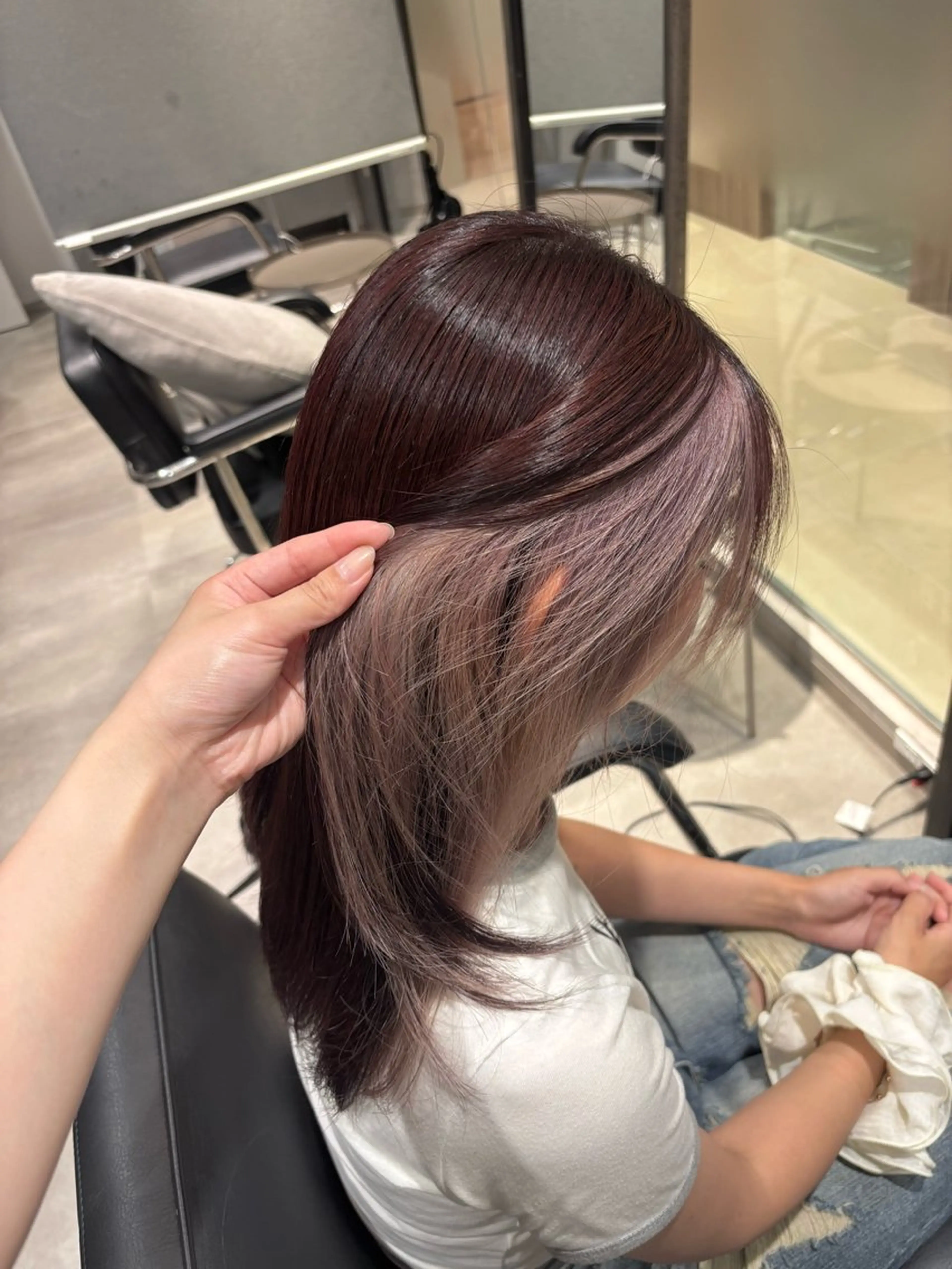 🤎インナーカラー🤎ブリーチ有り＋全体カラー+トリートメント付✨の写真