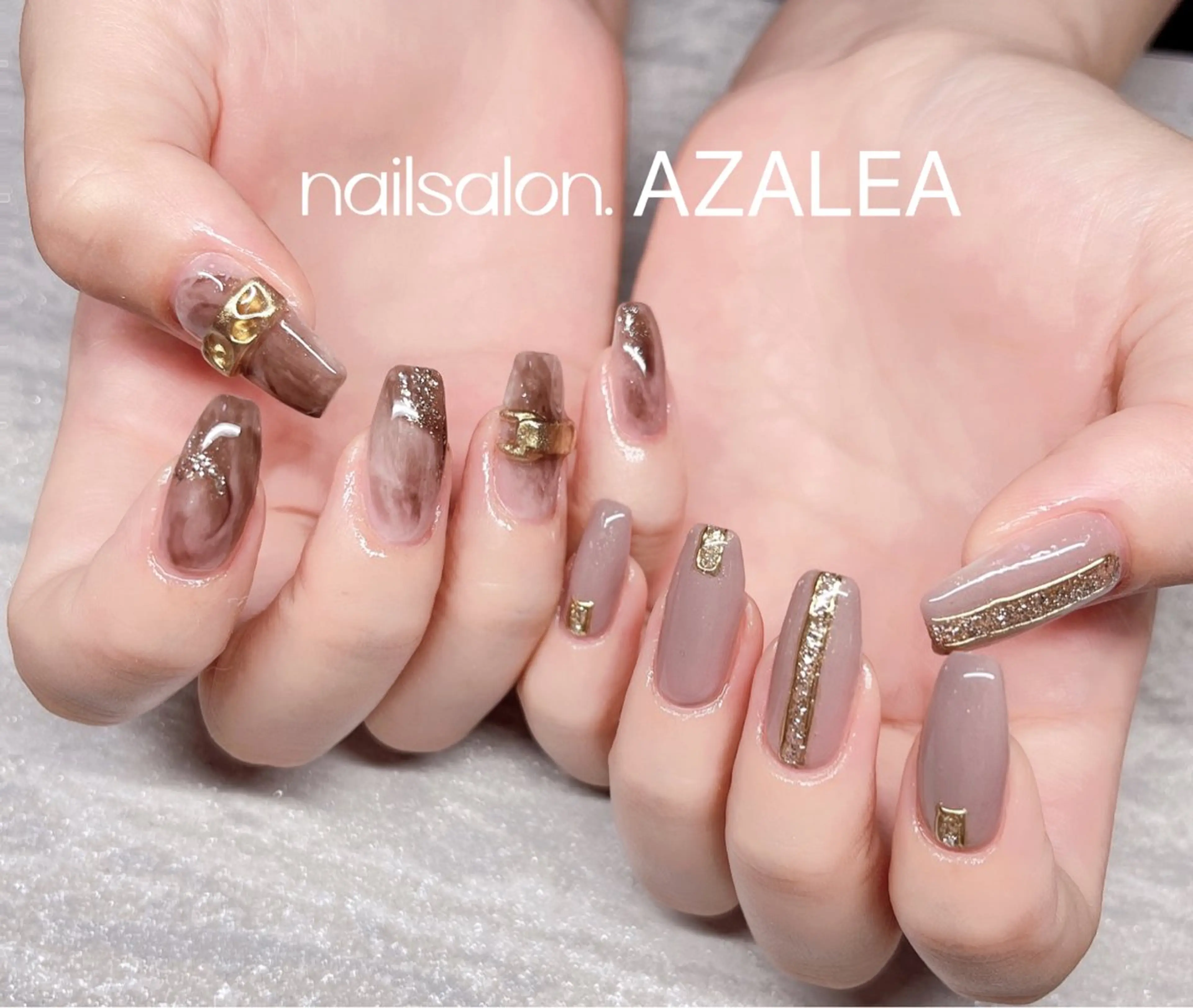 ネイル R inのネイルデザイン