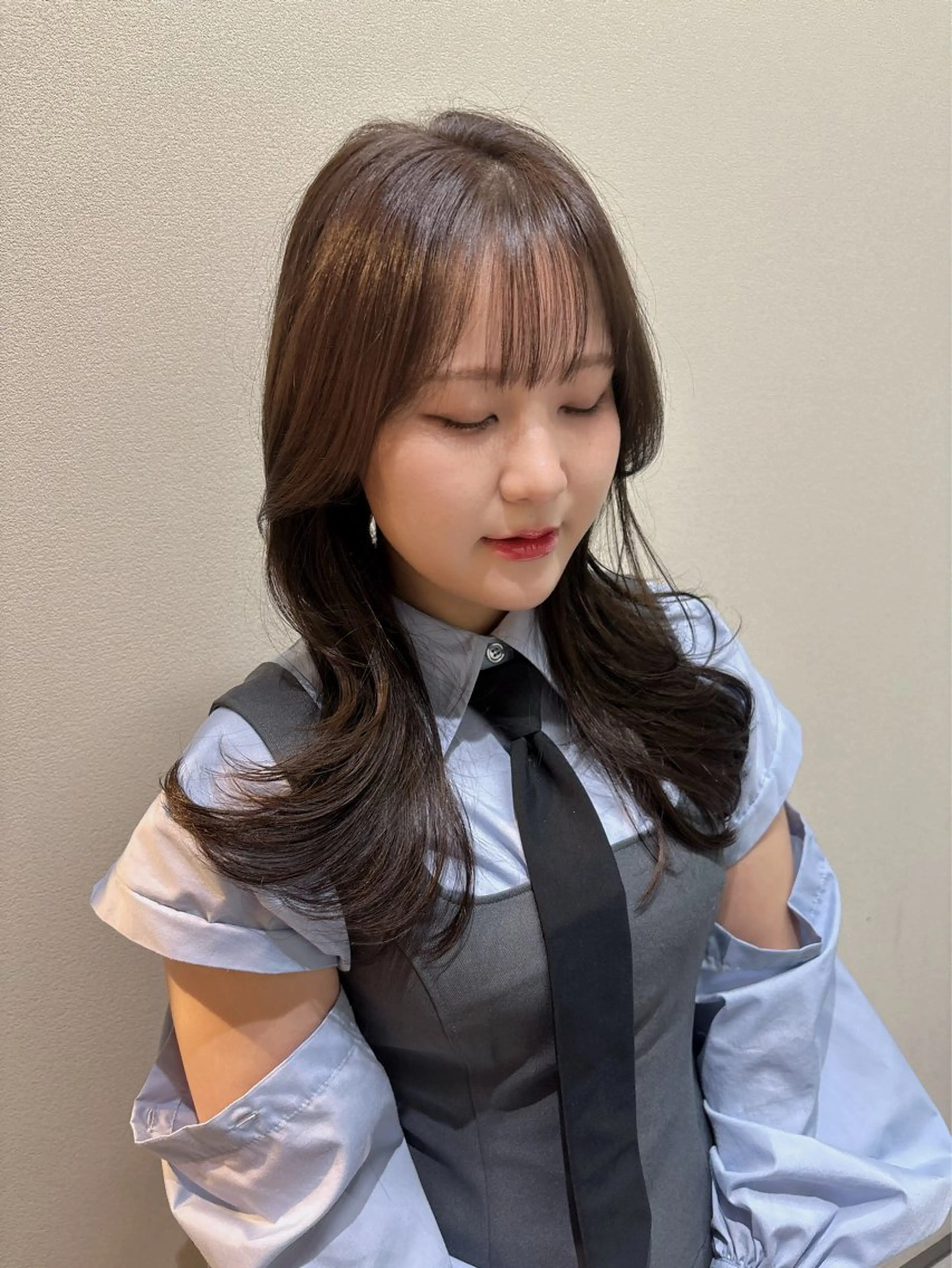 セミロング カラー 🇰🇷レイヤー カット💐Seinaのヘアスタイル