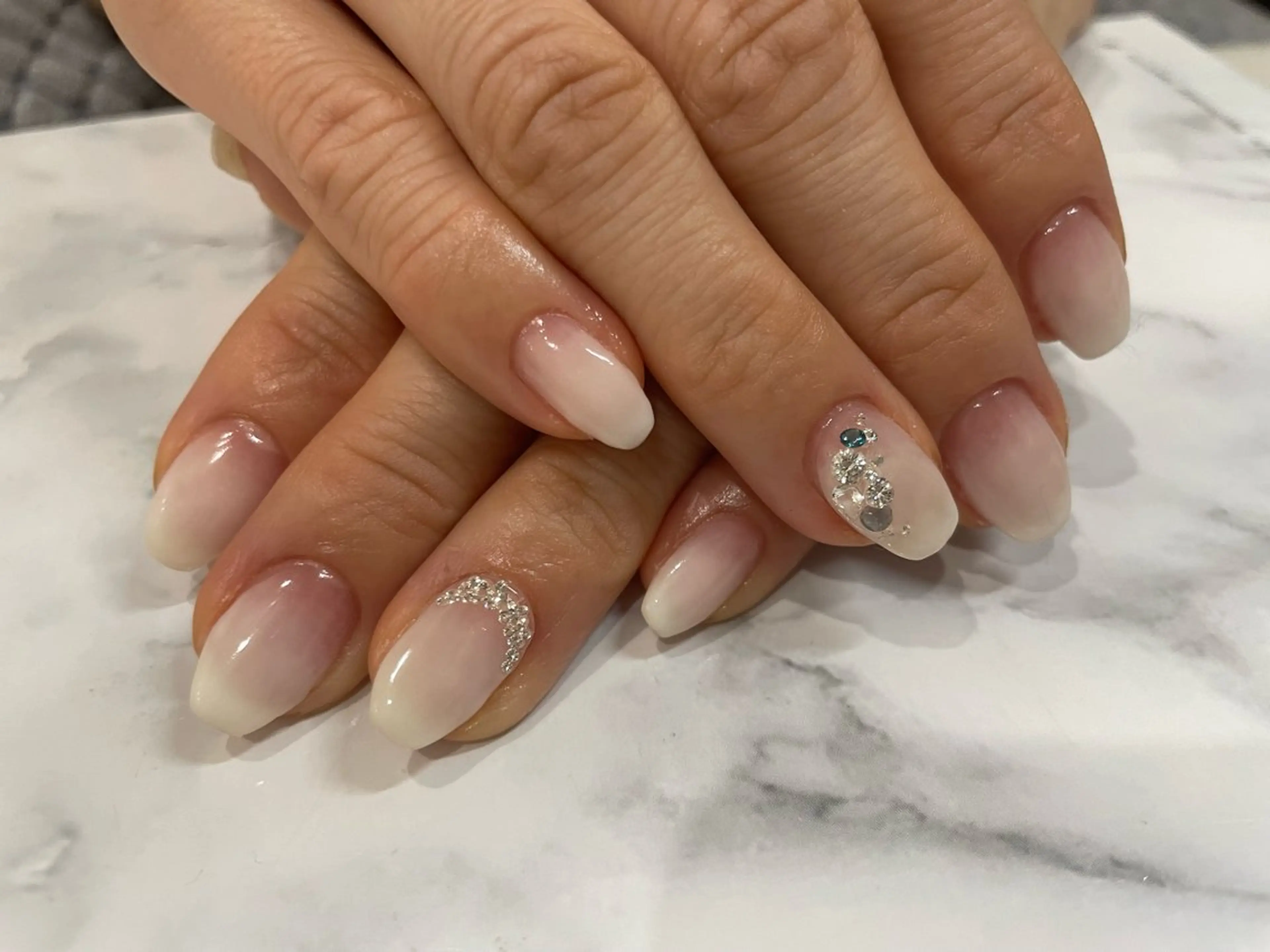 ネイル fbloom Prelliaのネイルデザイン