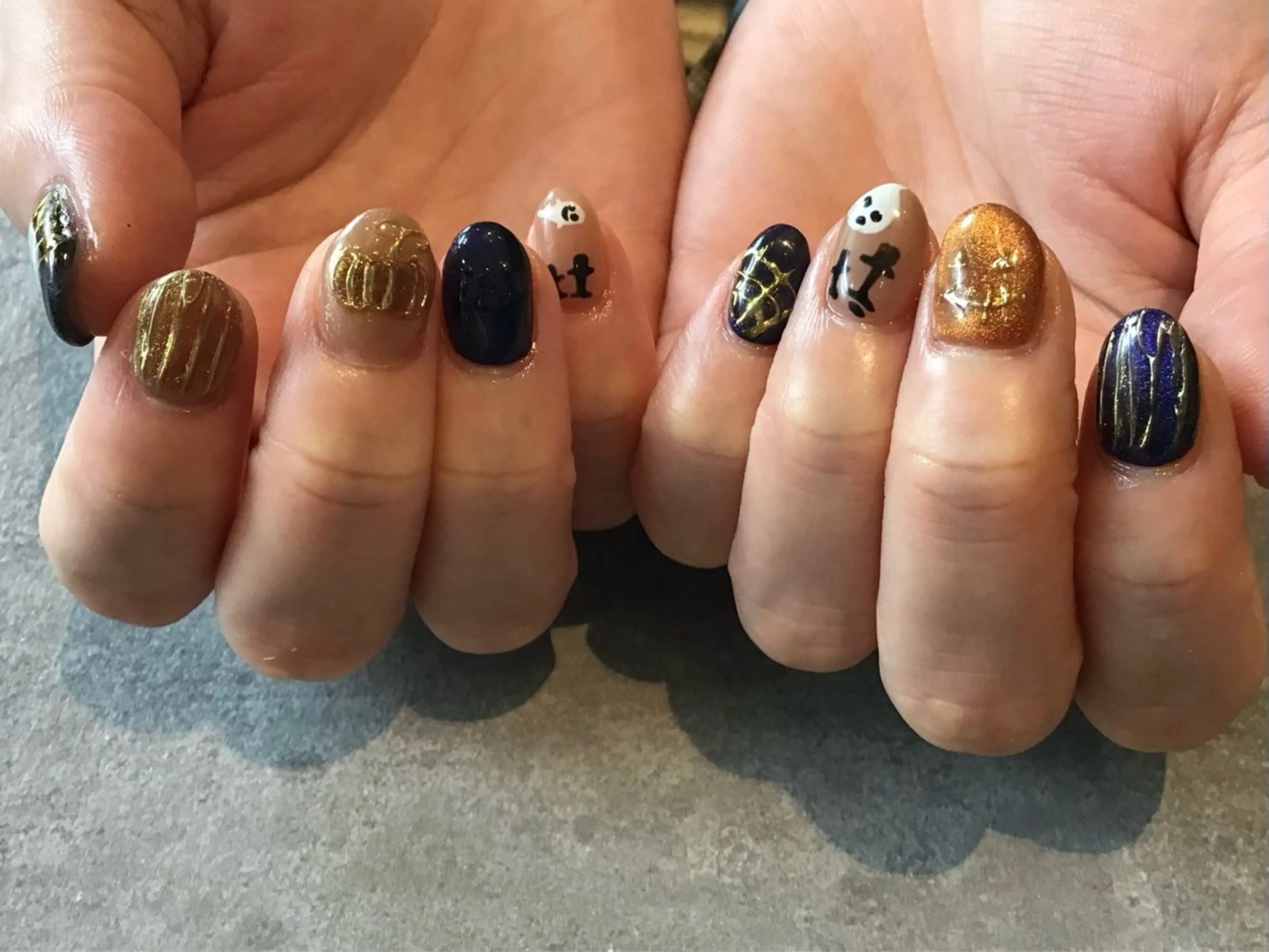 ネイル ハロウィン ハンドネイル Nest 蜂谷のネイルデザイン