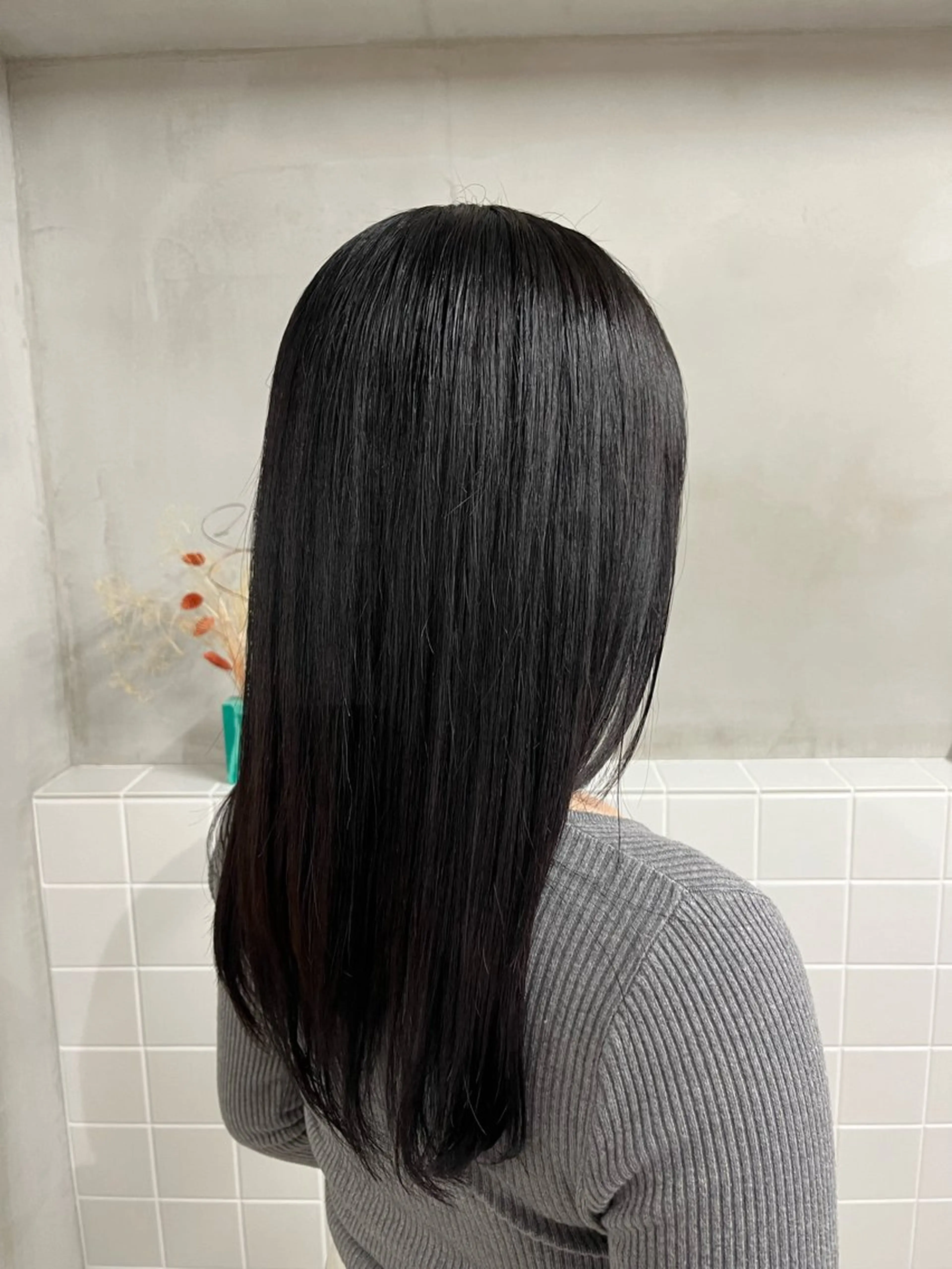 セミロング パーマ ストレートパーマ anon Loemのヘアスタイル