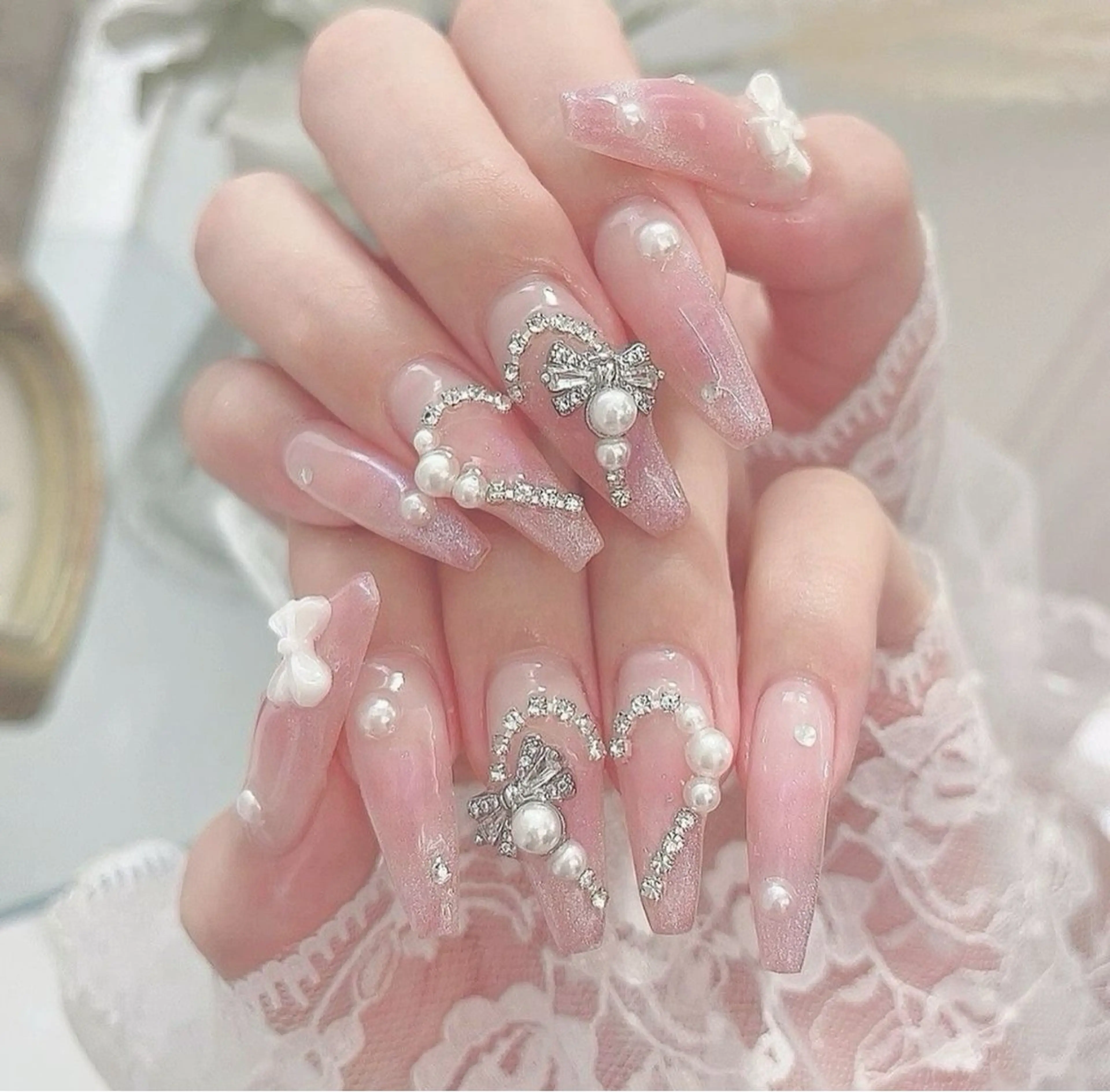 ネイル オーロラネイル チークネイル 長さ出し フットネイル フレンチネイル Lee Nails チップ長さだし専門店のネイルデザイン