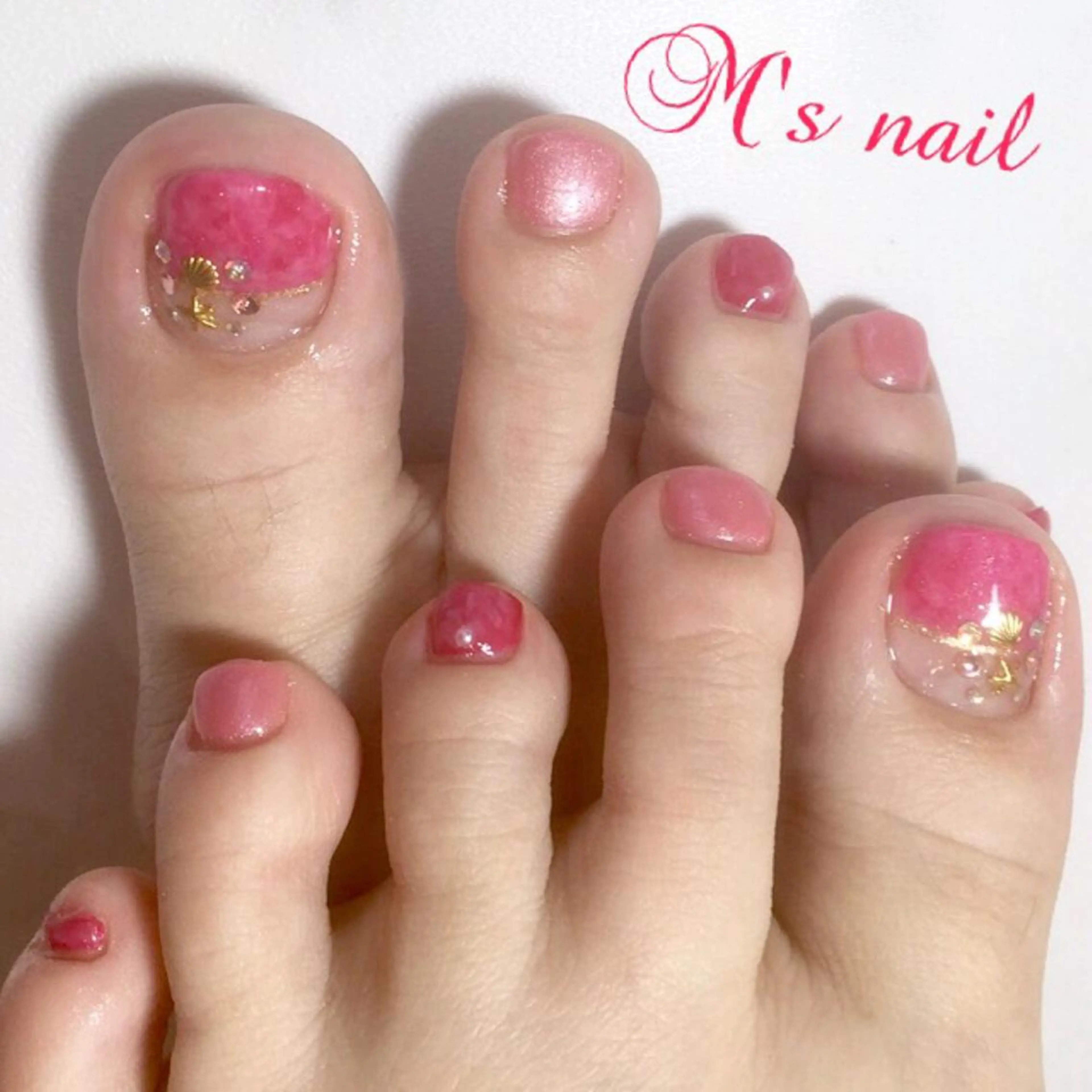 ネイル フットネイル M's nail所属・M's nail ..のネイルデザイン