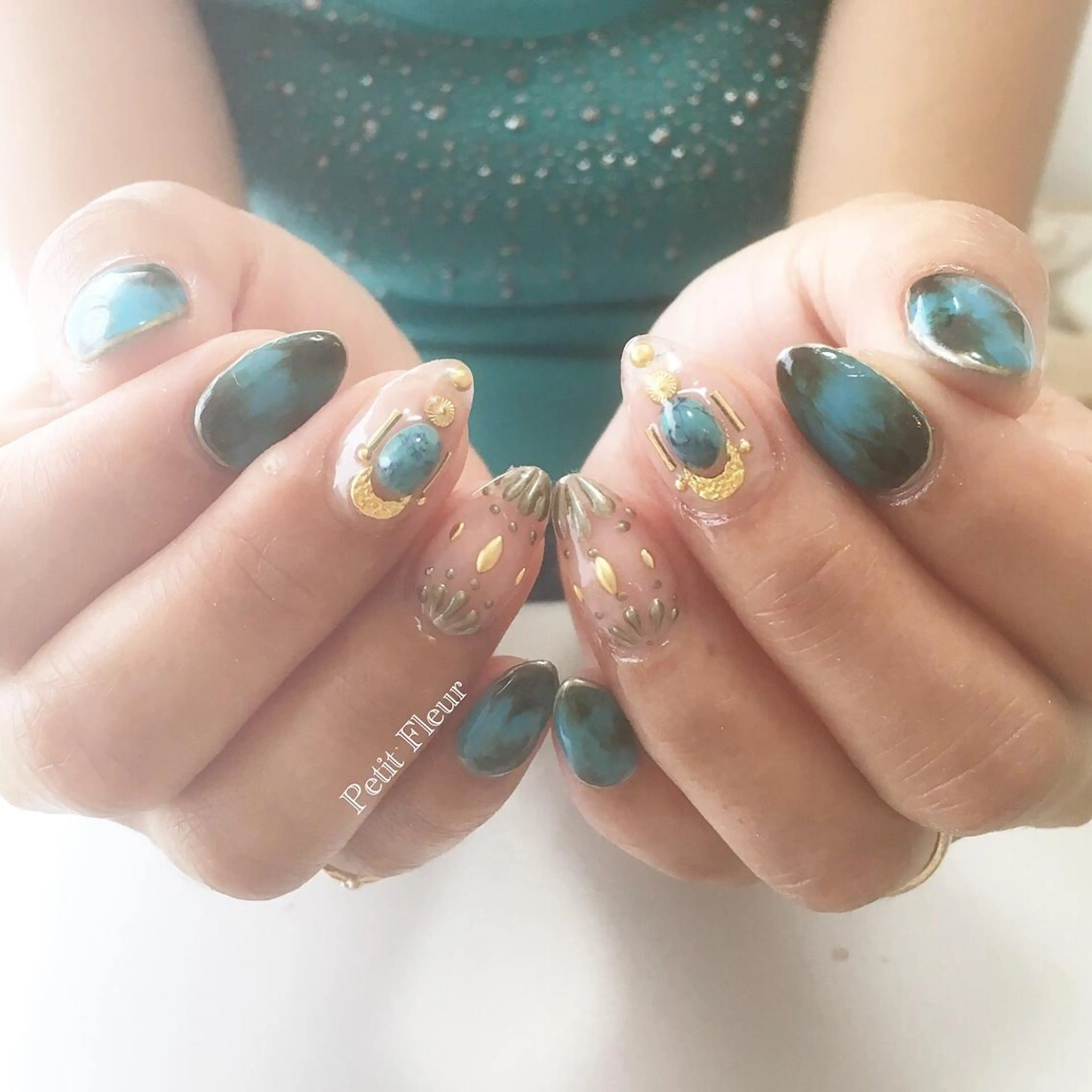 ネイル ブルー Petit Fleur所属・青柳 亜梨奈のマツエク・マツパデザイン