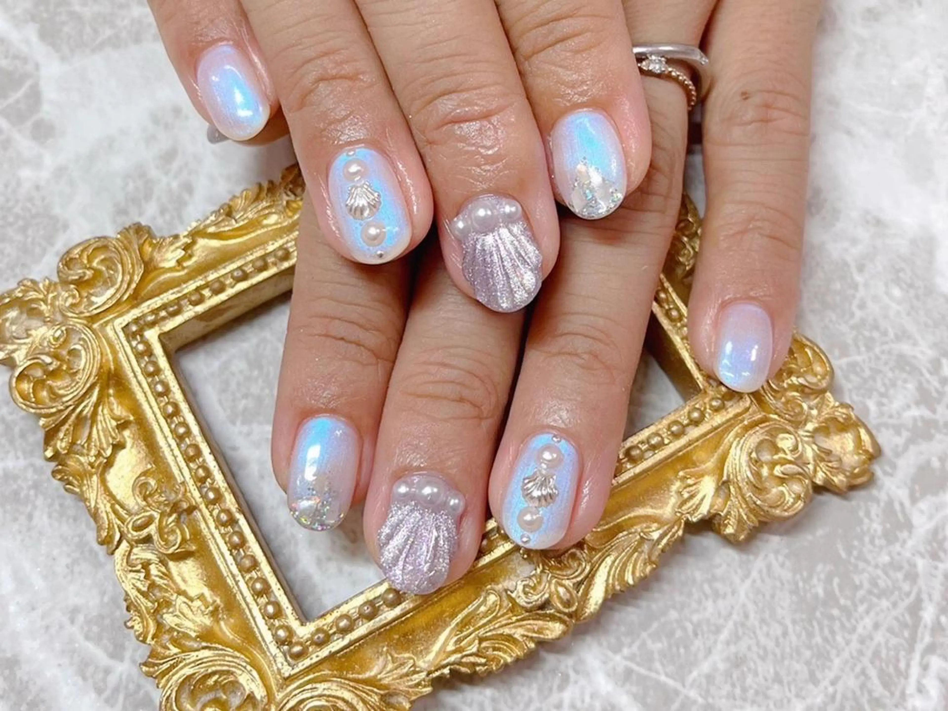 ネイル ハンドネイル マジックミラー所属・マジック ミラーのネイルデザイン