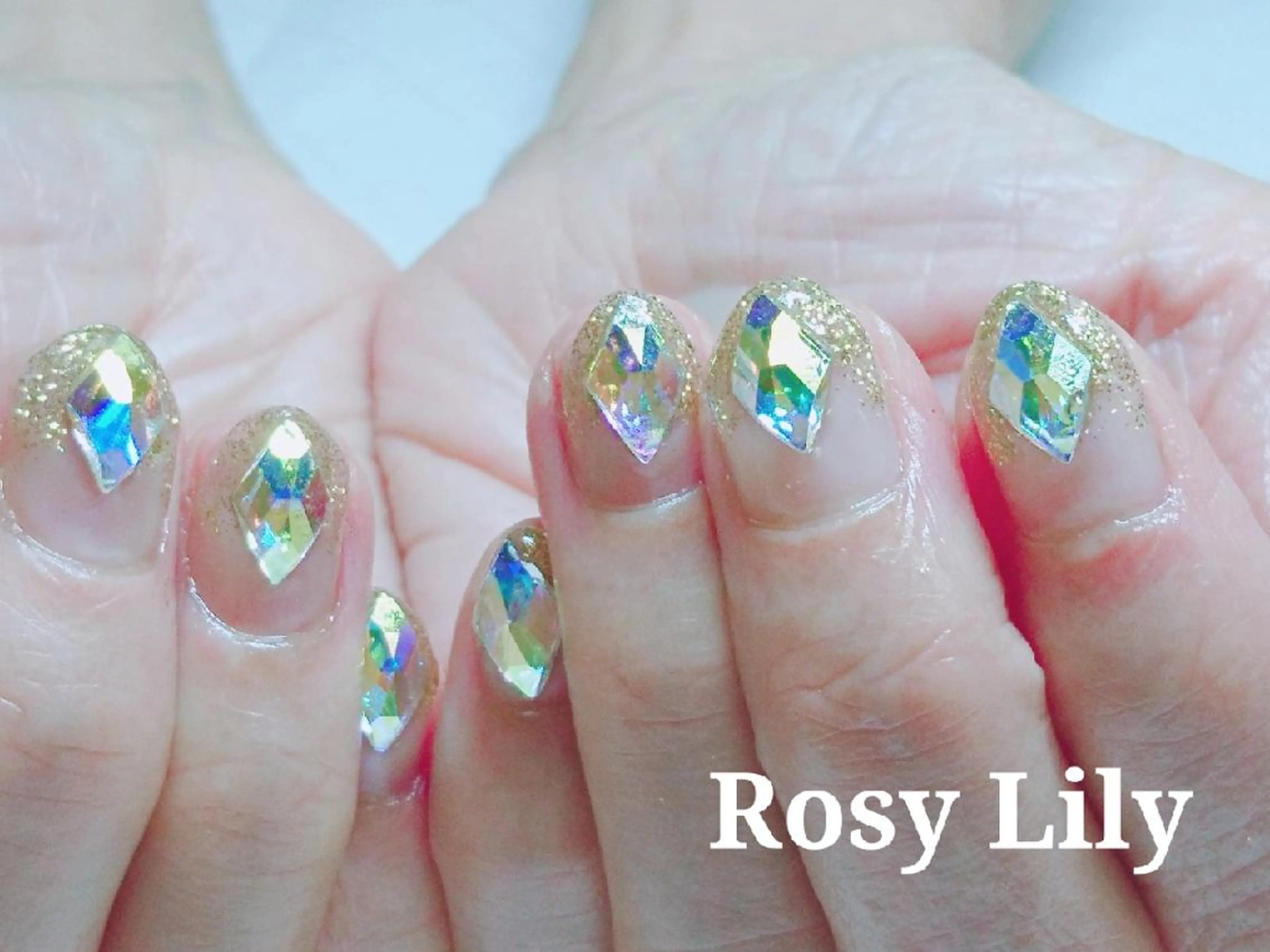ネイル ストーンネイル プライベートサロン RosyLily所属・プライベートサロン Rosy Lilyのネイルデザイン