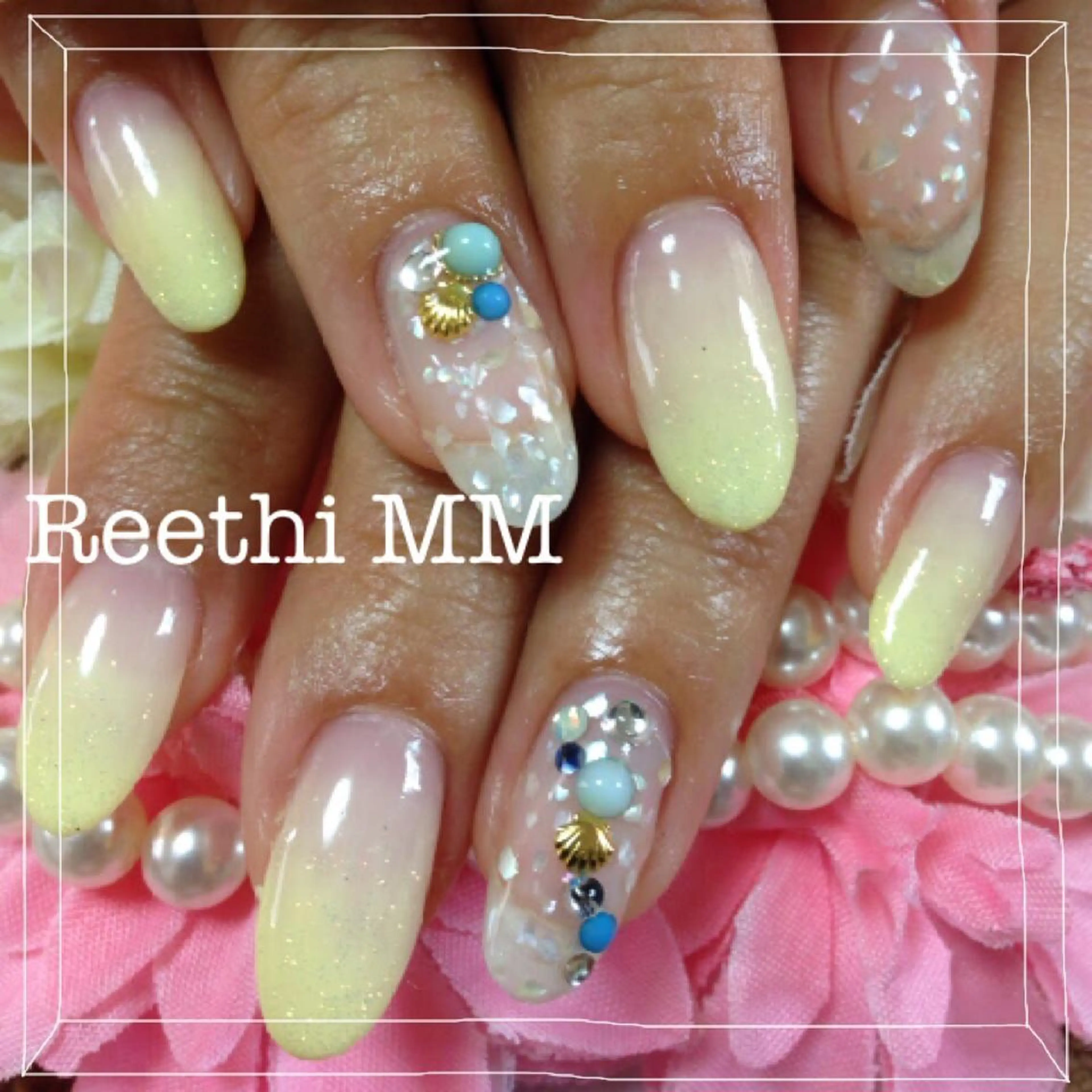 ネイル ネイリスト riiisaのネイルデザイン