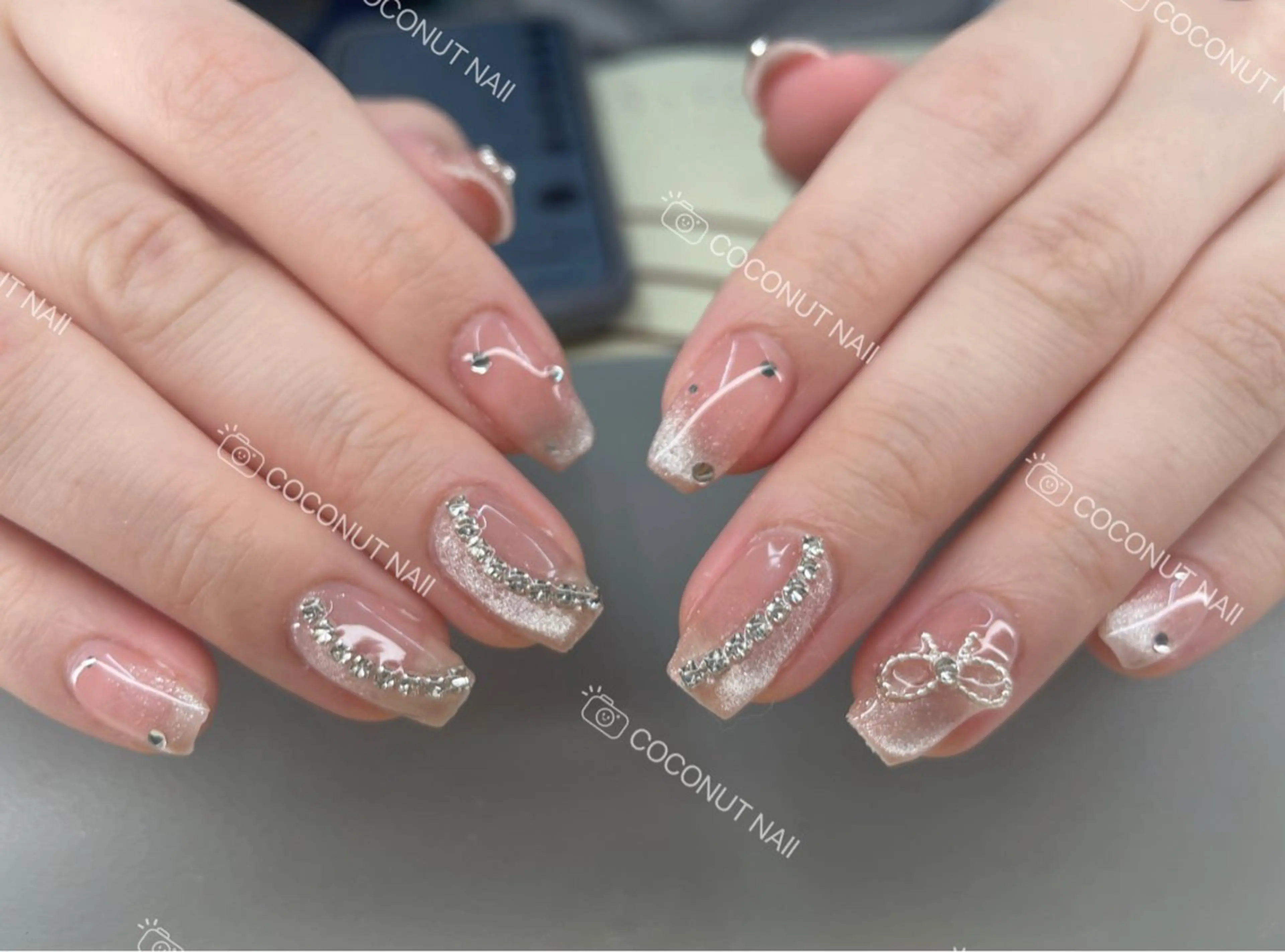 ネイル ハンドネイル 神田 ココナッツのネイルデザイン