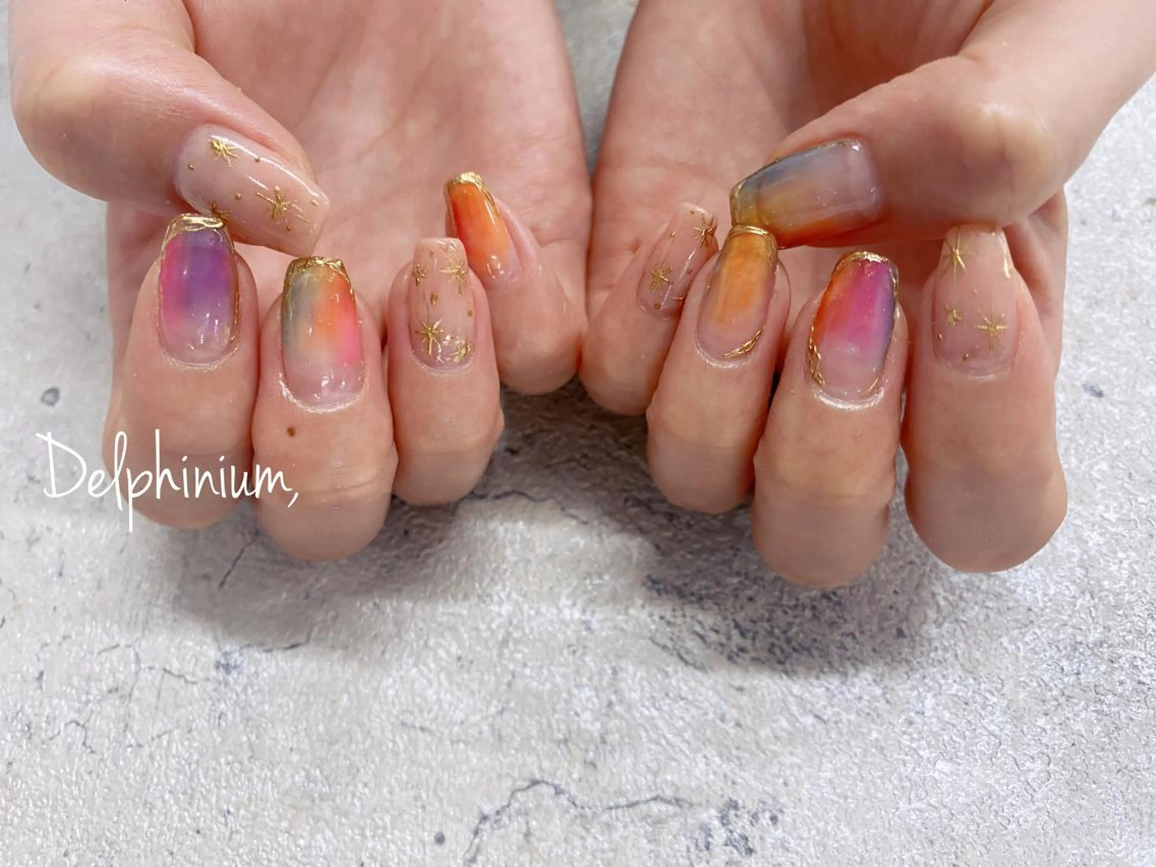 ネイル アートネイル キラキラネイル 持ち込み ハンドネイル 岡本 友恵のネイルデザイン