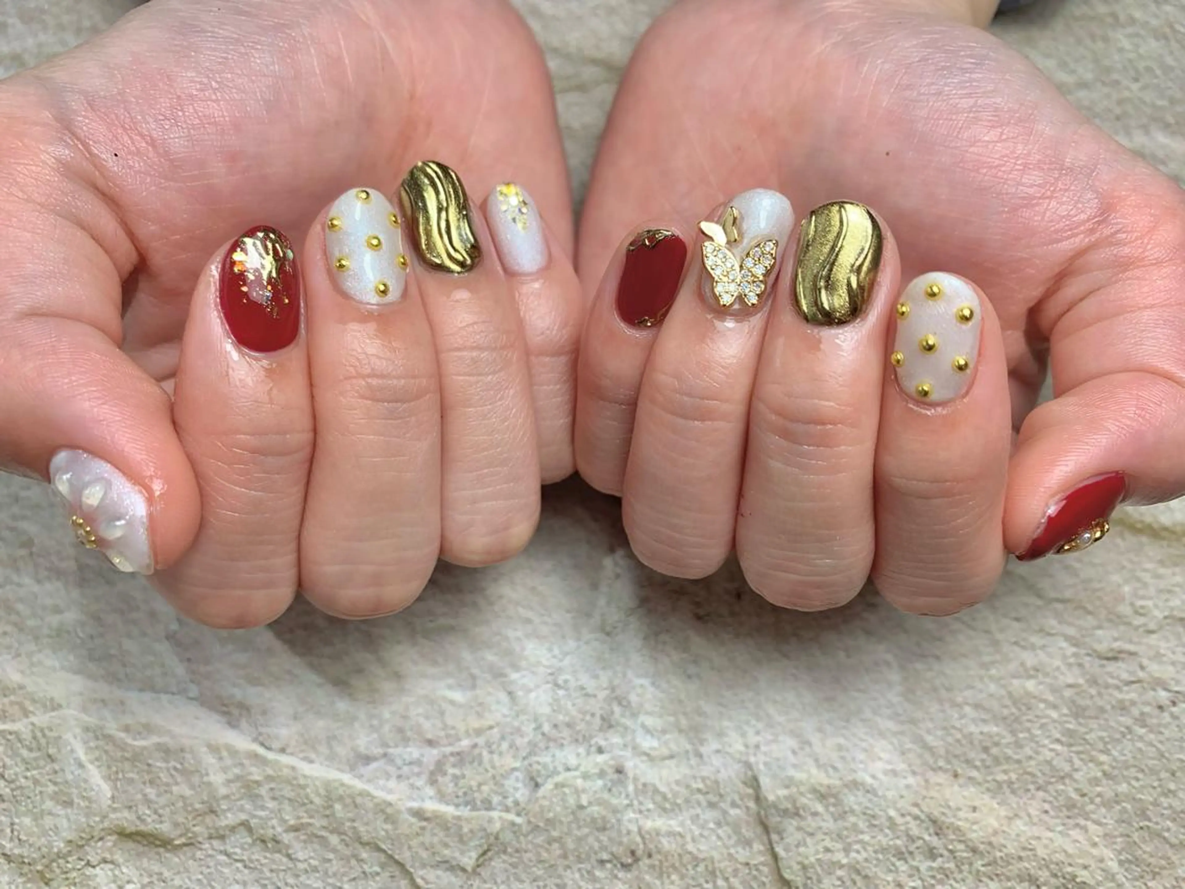 ネイル 成人式 ドット フラワーネイル ミラーネイル ニュアンスネイル nail room Ly'leaのネイルデザイン