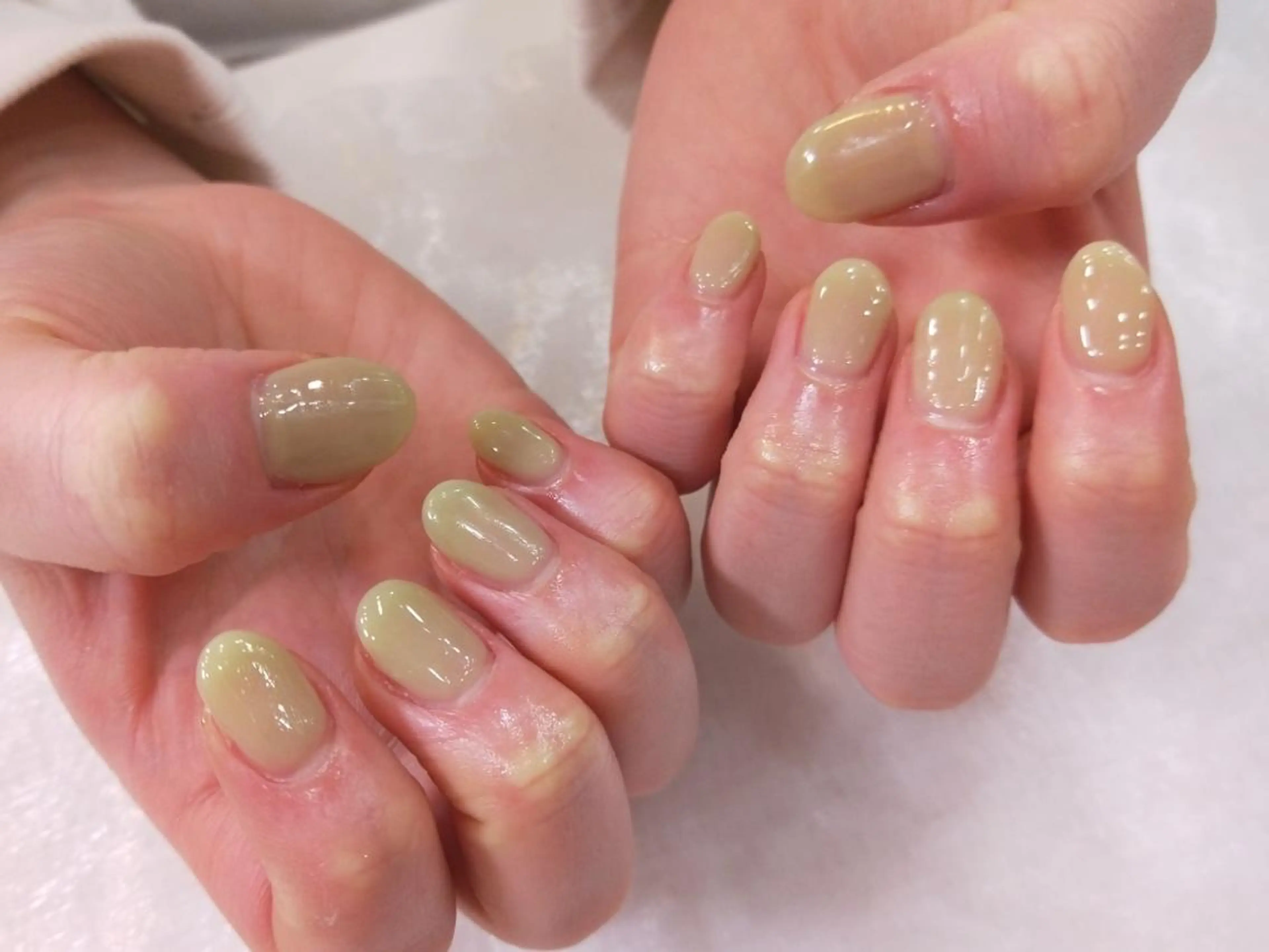 ネイル ハンドネイル ハンドケア R'well所属・はばすみれ🎀ﾈｲﾙ 光ﾌｪｲｼｬﾙ ﾍｱのネイルデザイン