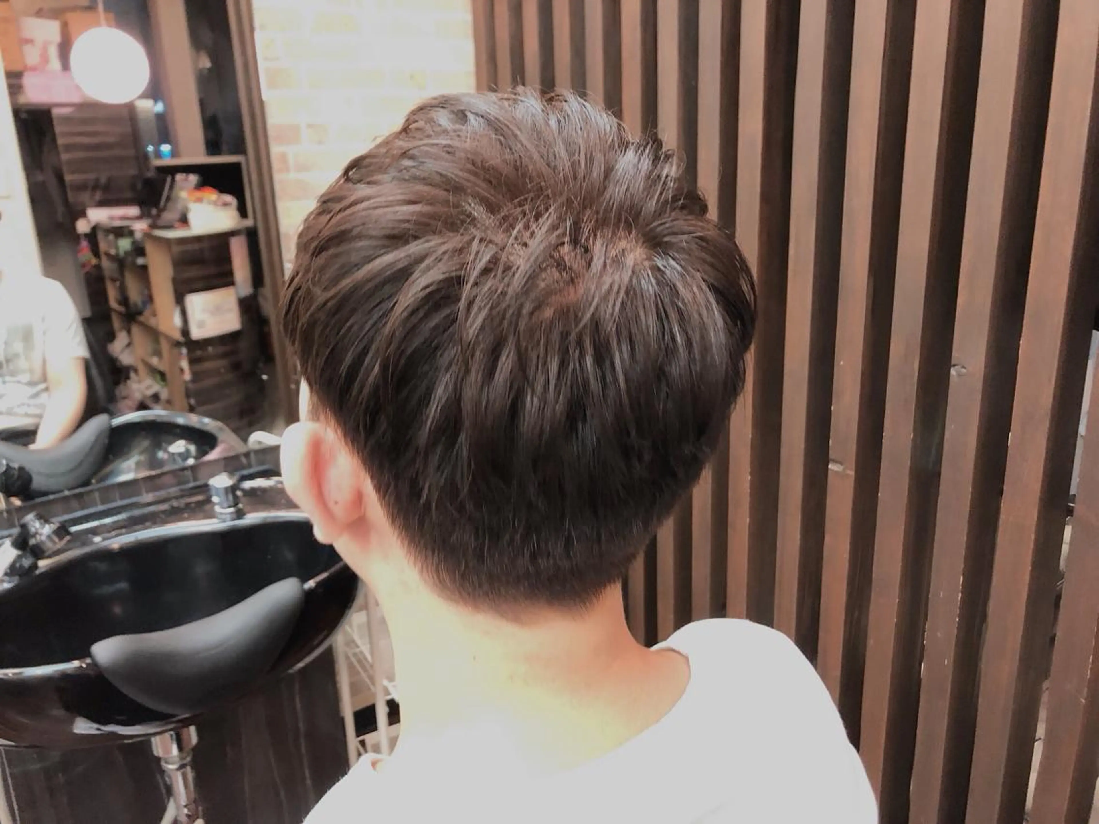 ショート カラー メンズ ツーブロック カット 山口 拓己のヘアスタイル
