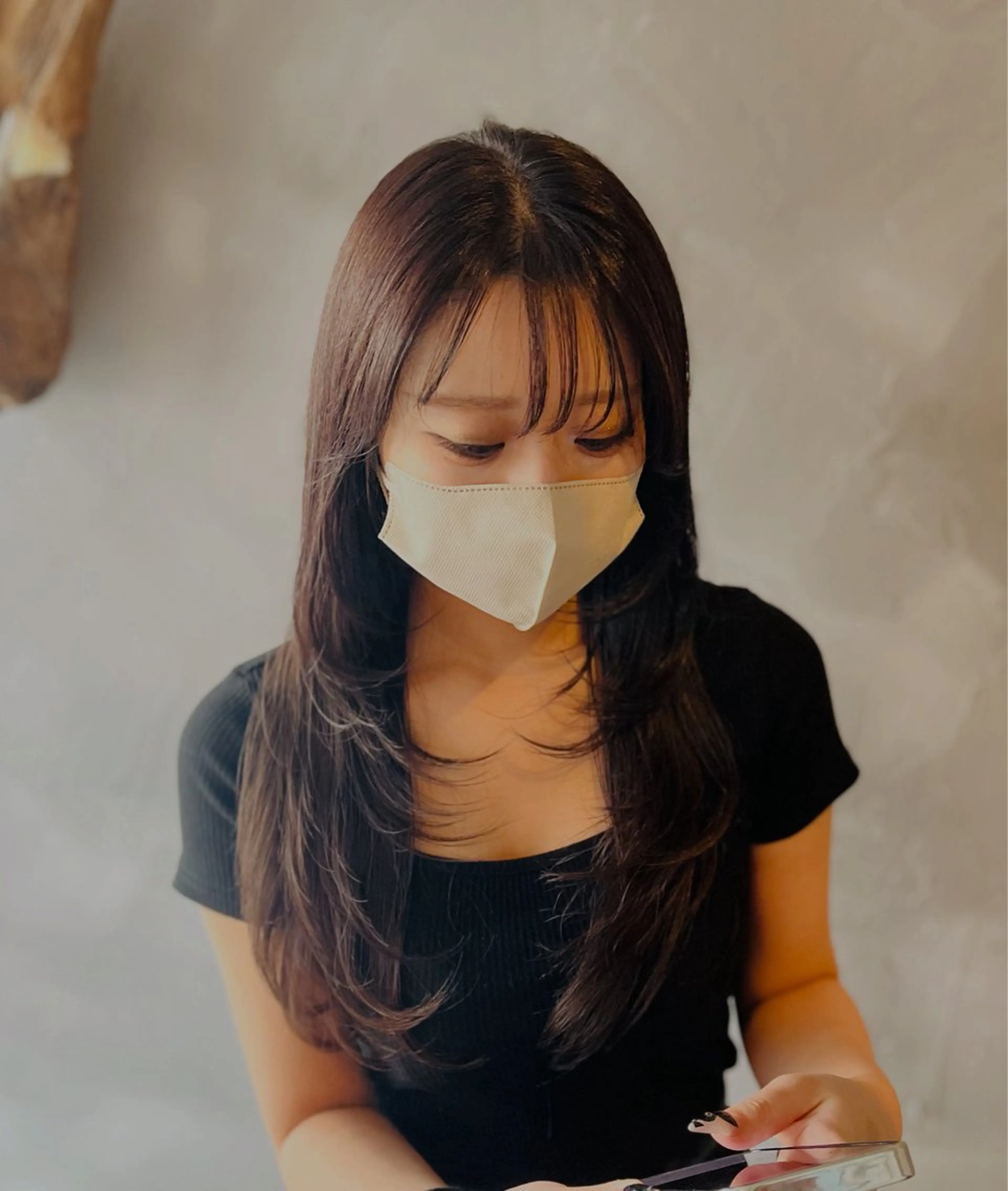 ロング カラー ロングレイヤー グレージュ レイヤーカット ロング classika ERIの眉毛・アイブロウイメージ