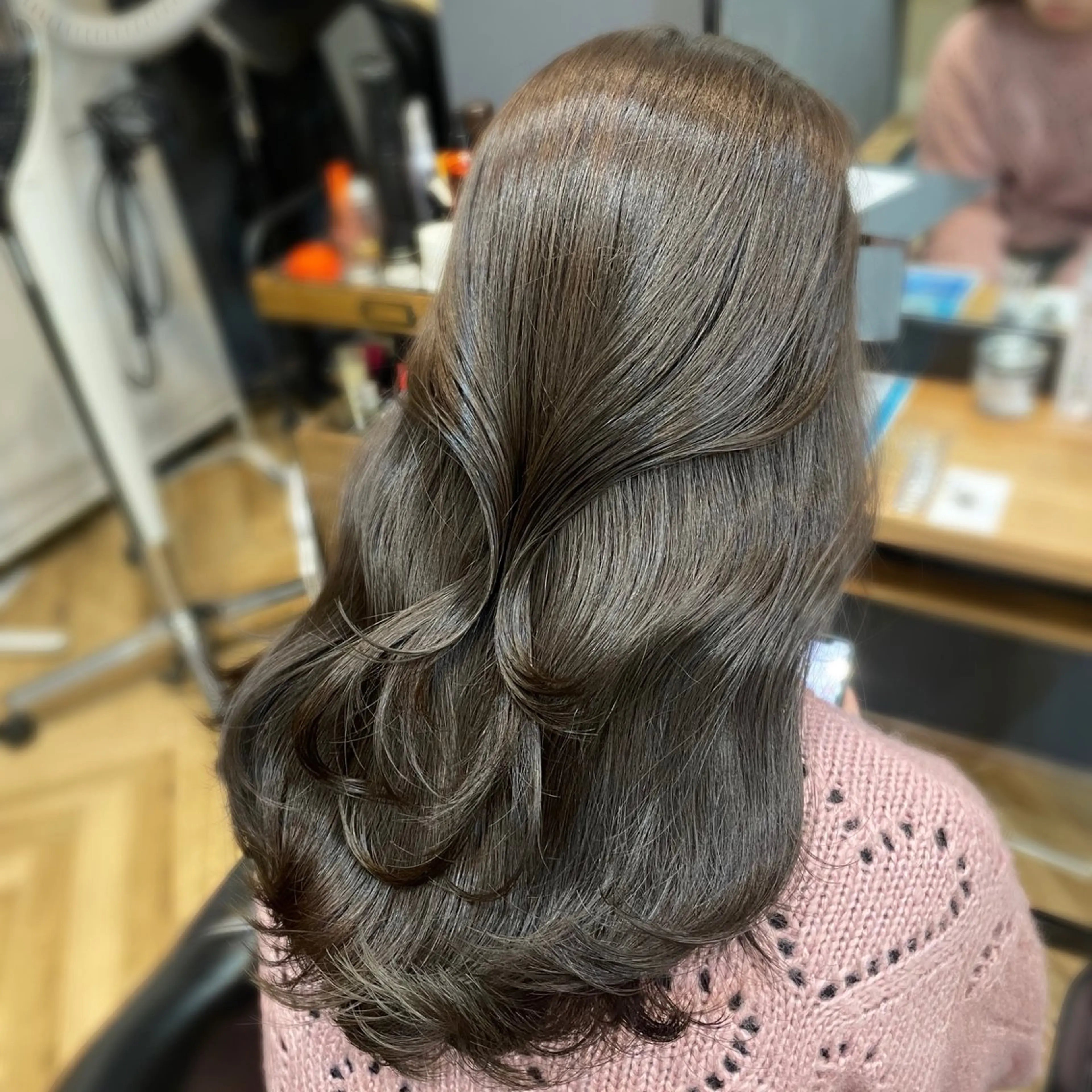 ロング カット ヘアカラー 韓国ヘア/レイヤー 🇰🇷/艶髪/長橋のヘアスタイル