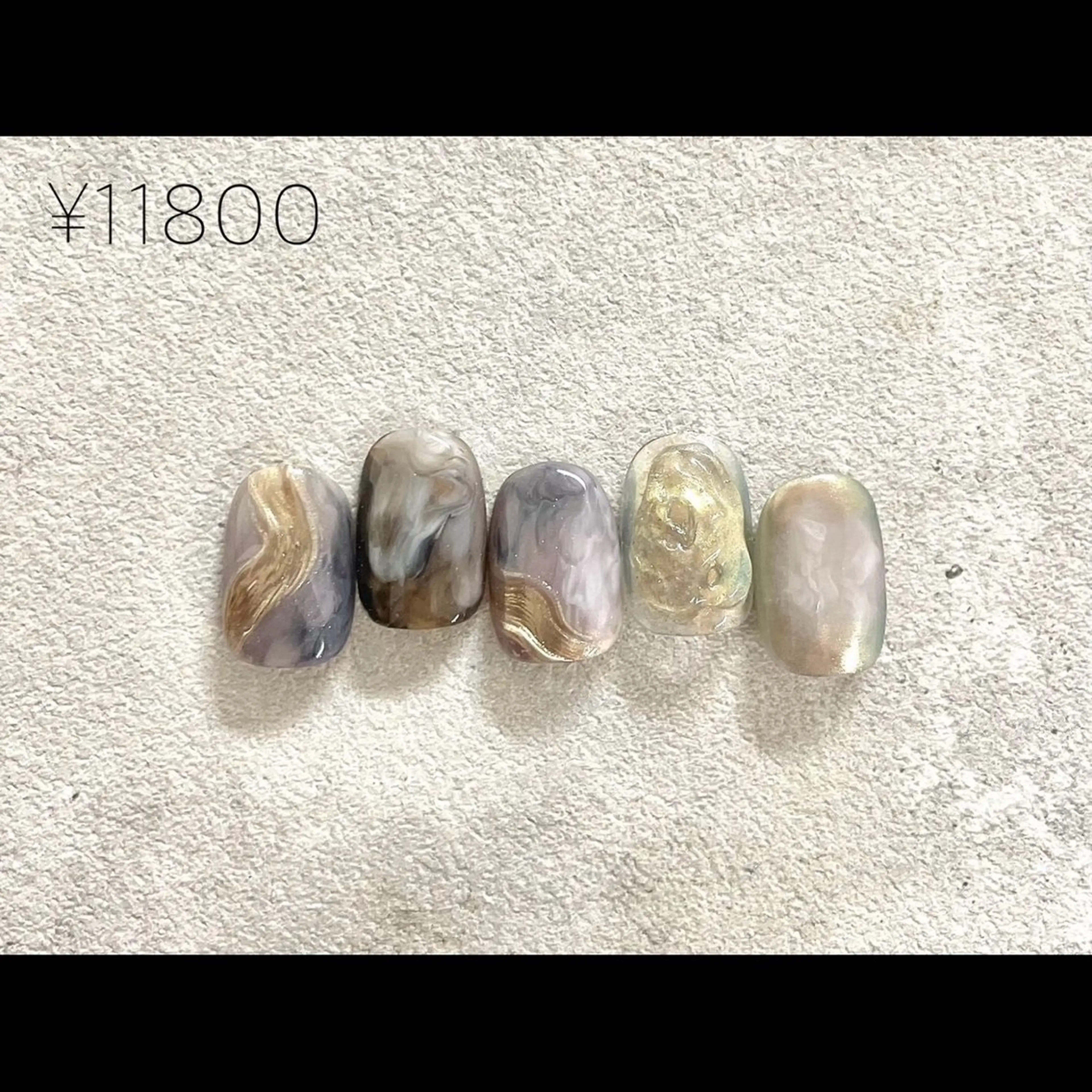 ネイル KUROIWA KAORIのネイルデザイン