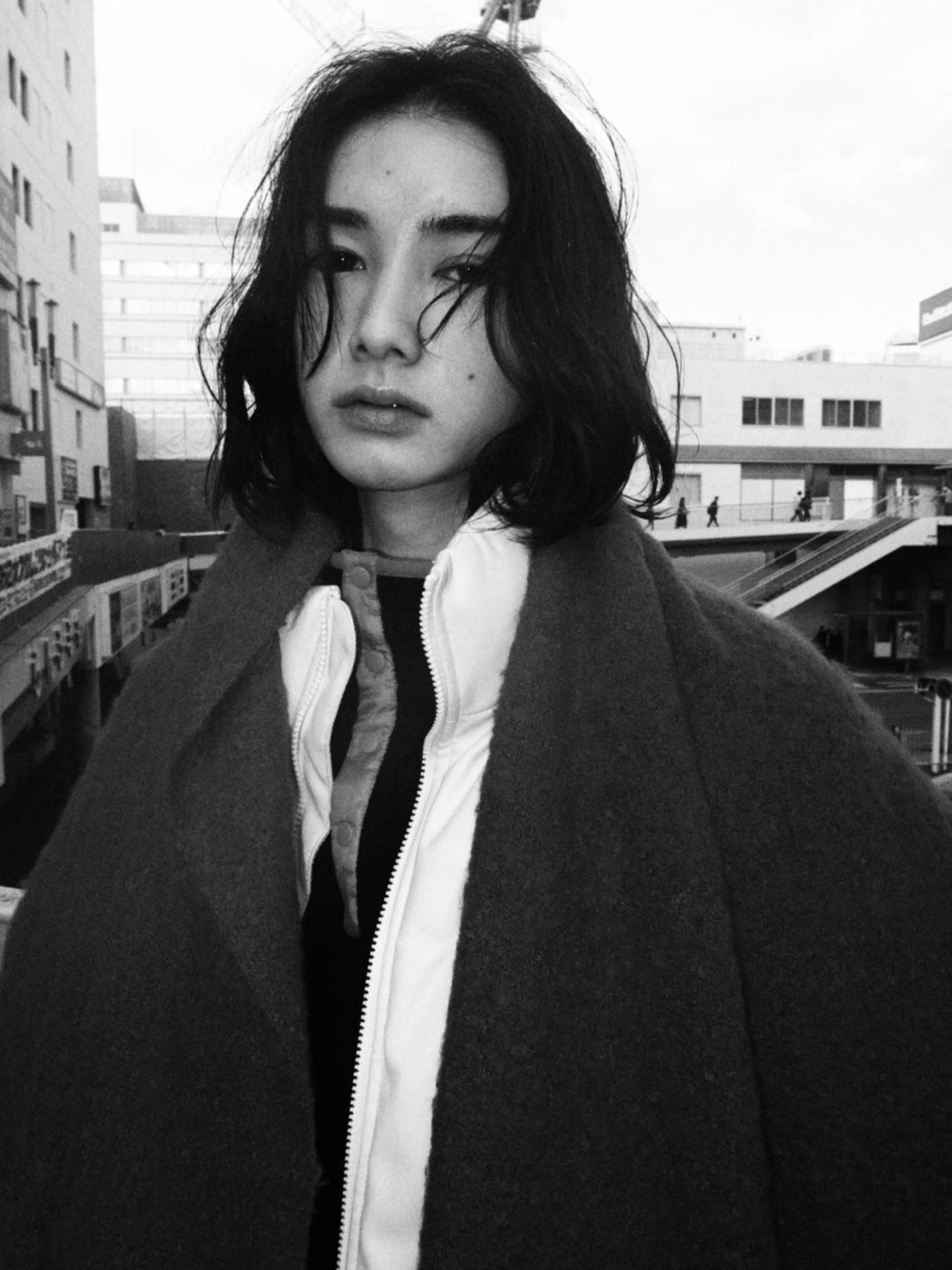 ミディアム カット レイヤー/顔周り/ Riku🪐のヘアスタイル