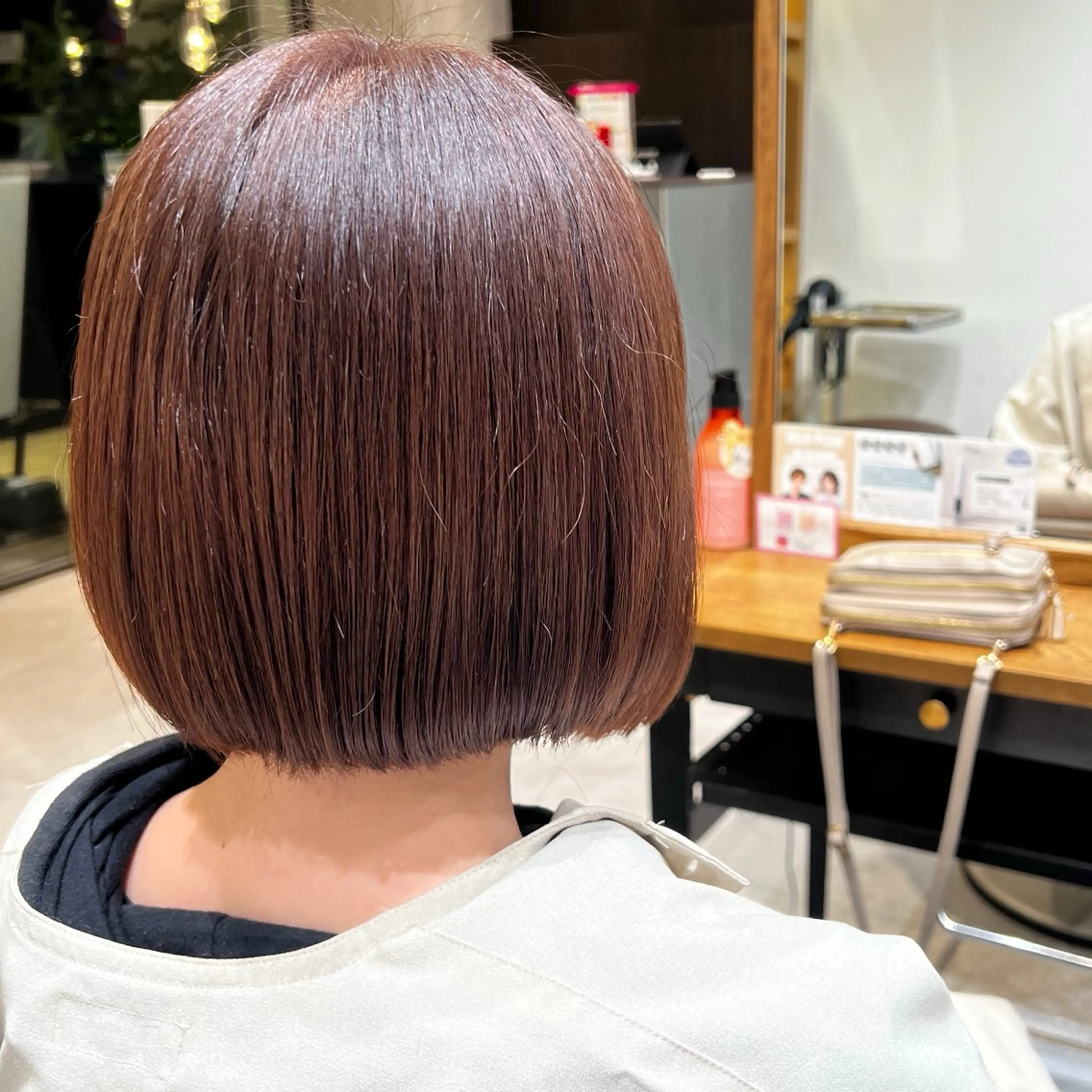 ショート ボブ ショートヘア ブリーチ/艶カラー/ Chinatsuのヘアスタイル