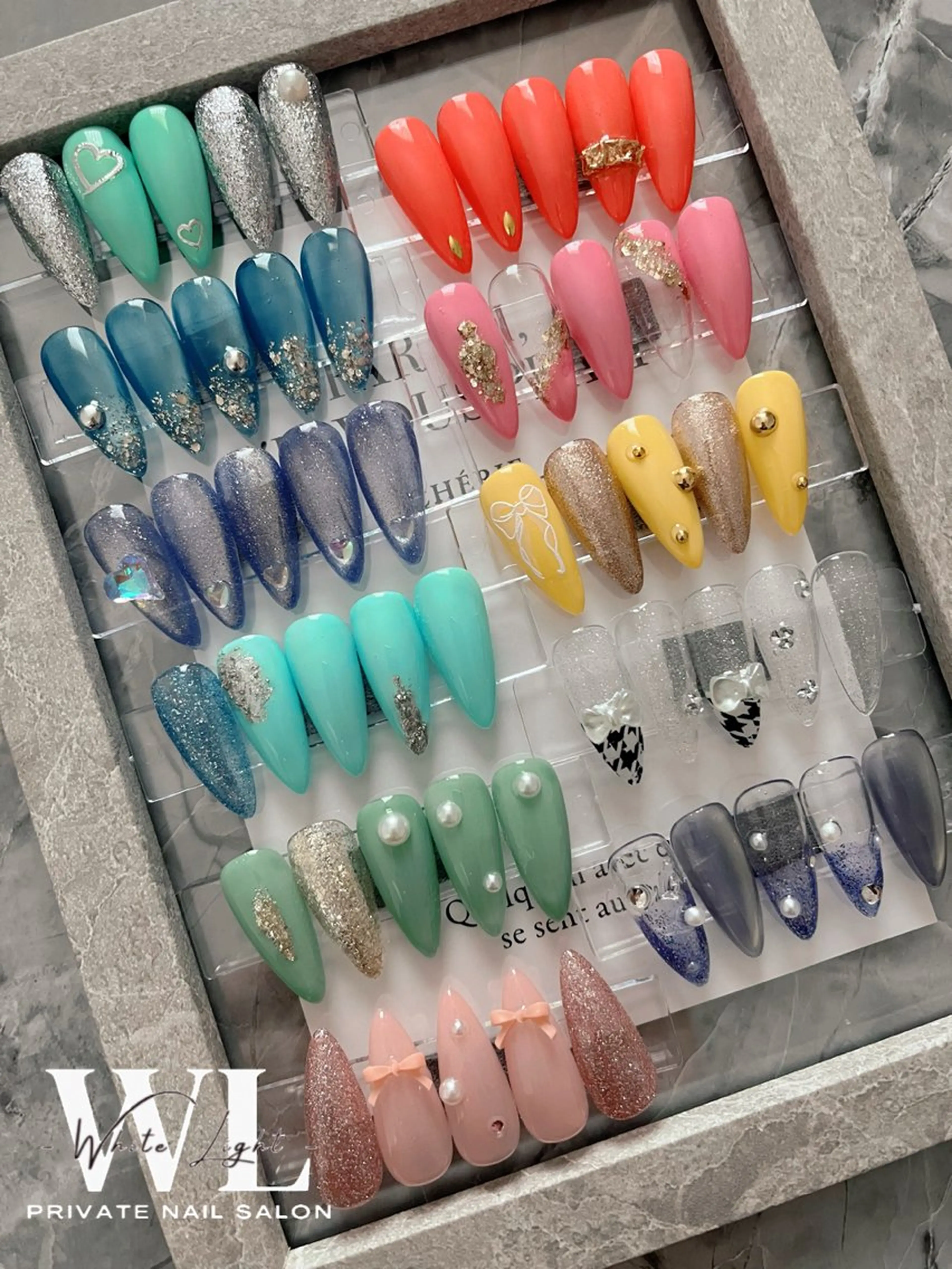 ネイル シンプルネイル 春ネイル ハンドネイル プライベートサロン WhiteLightのネイルデザイン