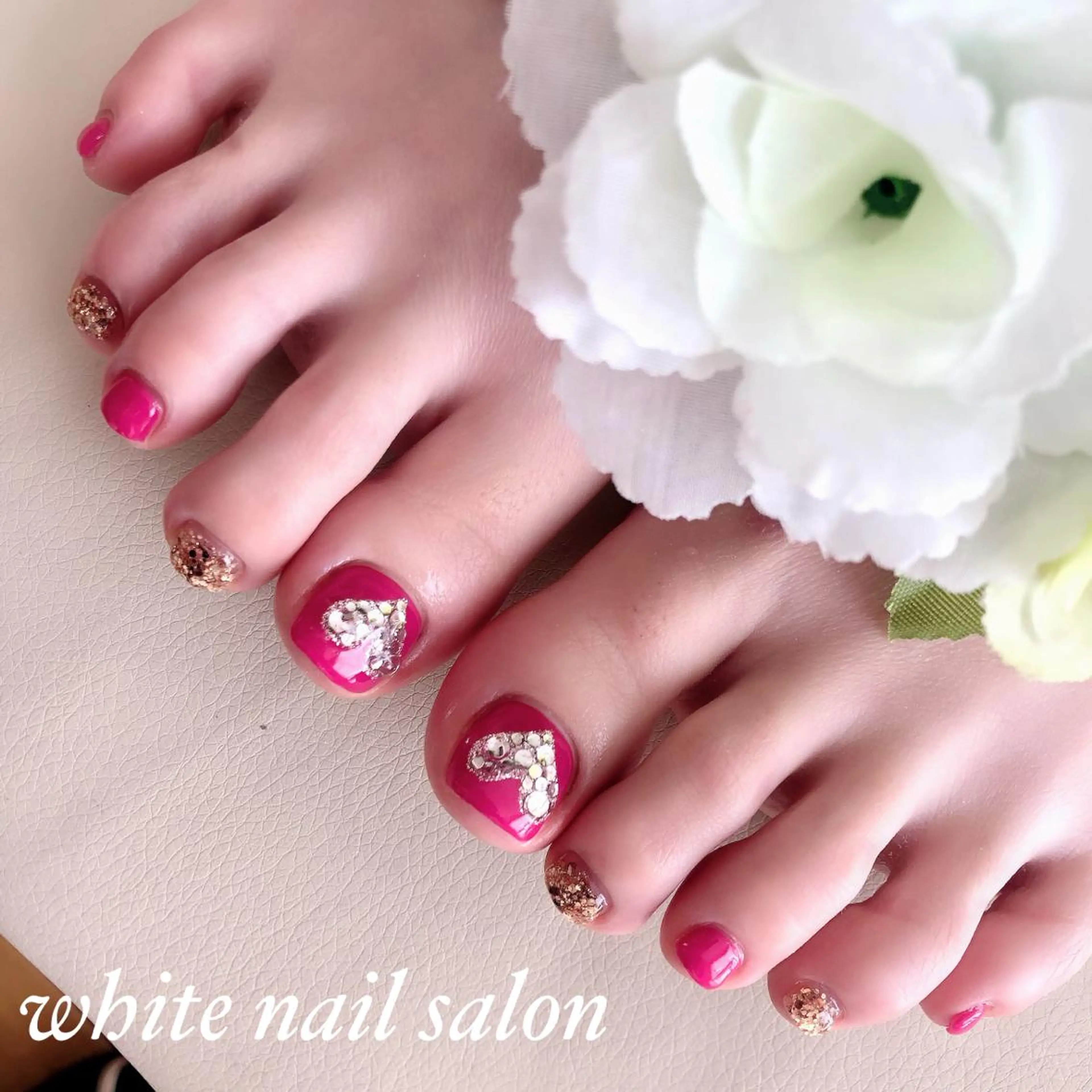 ネイル アートネイル フレンチネイル ジェルネイル ハードジェル 持ち込み ハンドネイル white nail salonのネイルデザイン