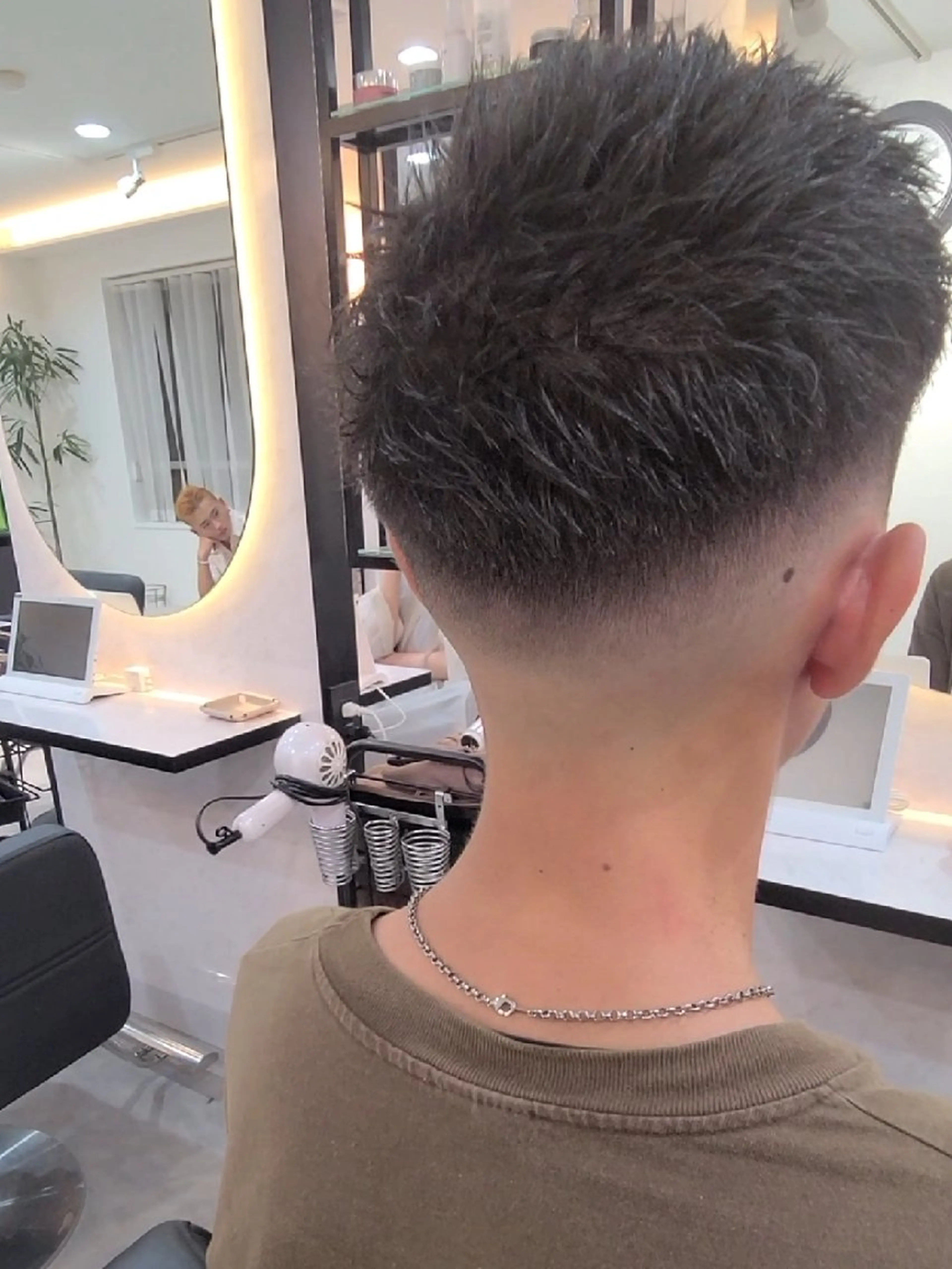 メンズ ショート フェードカット スキンフェード 刈り上げ カット ヘアセット Lapis 名古屋駅前店所属・LEN名古屋/パーマ 海外ヘア/メンズ特化のヘアスタイル