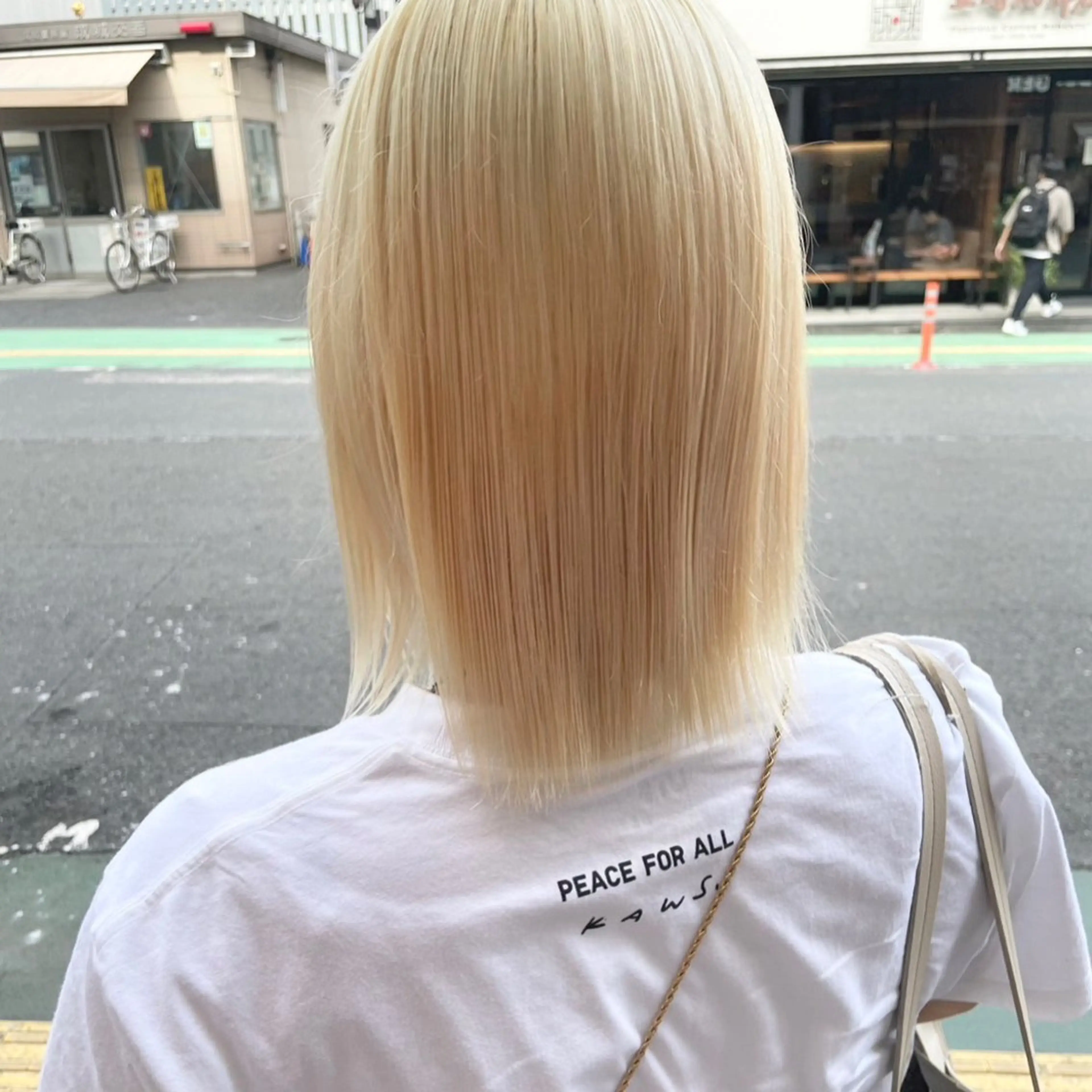 セミロング カラー ブリーチ 🫧FEAT. ／Rikka 🫧のヘアスタイル