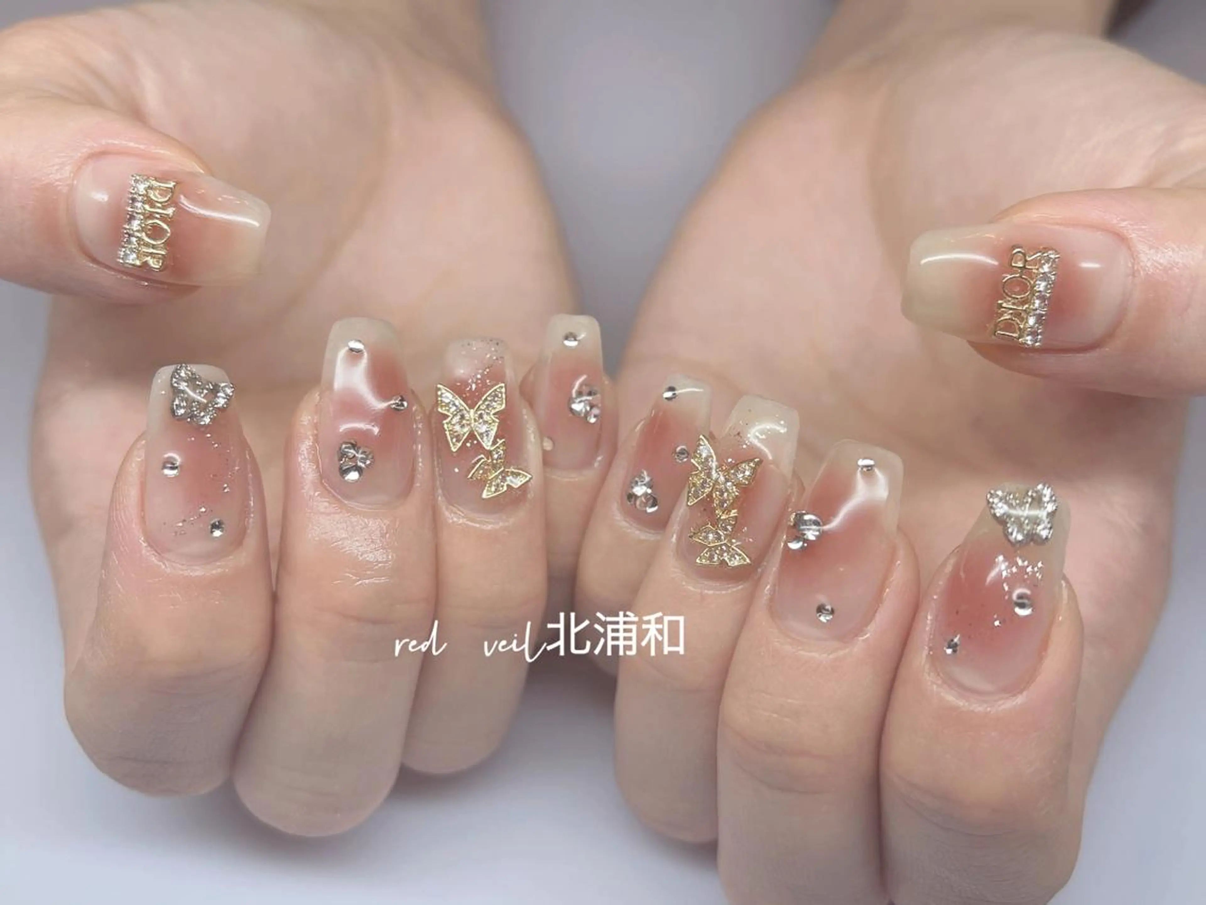 セミロング ネイル ハンドネイル 長さ出し専門 nynaのネイルデザイン