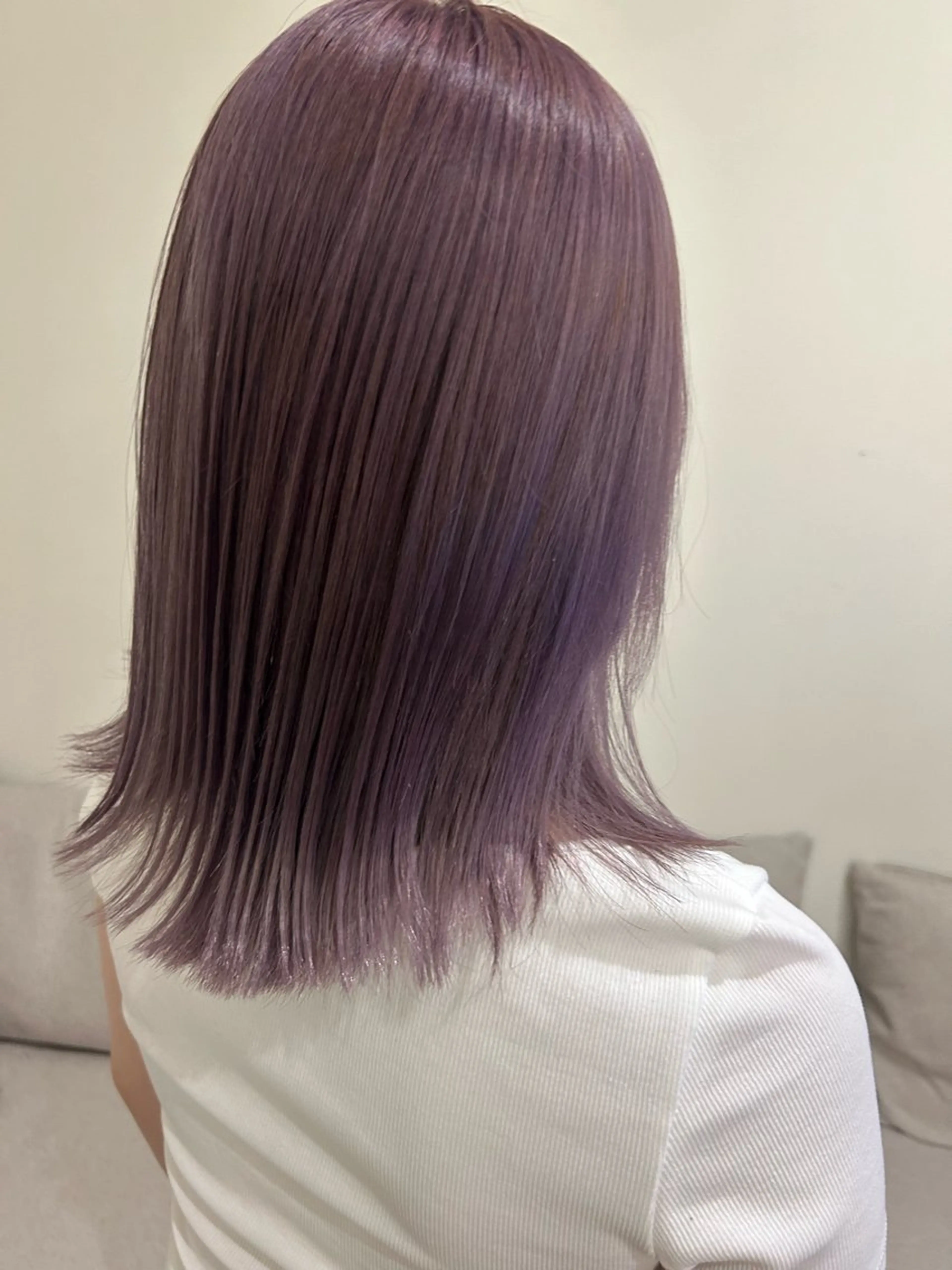 セミロング カラー 💛🤍U too e’s 鎌倉🧸のヘアスタイル