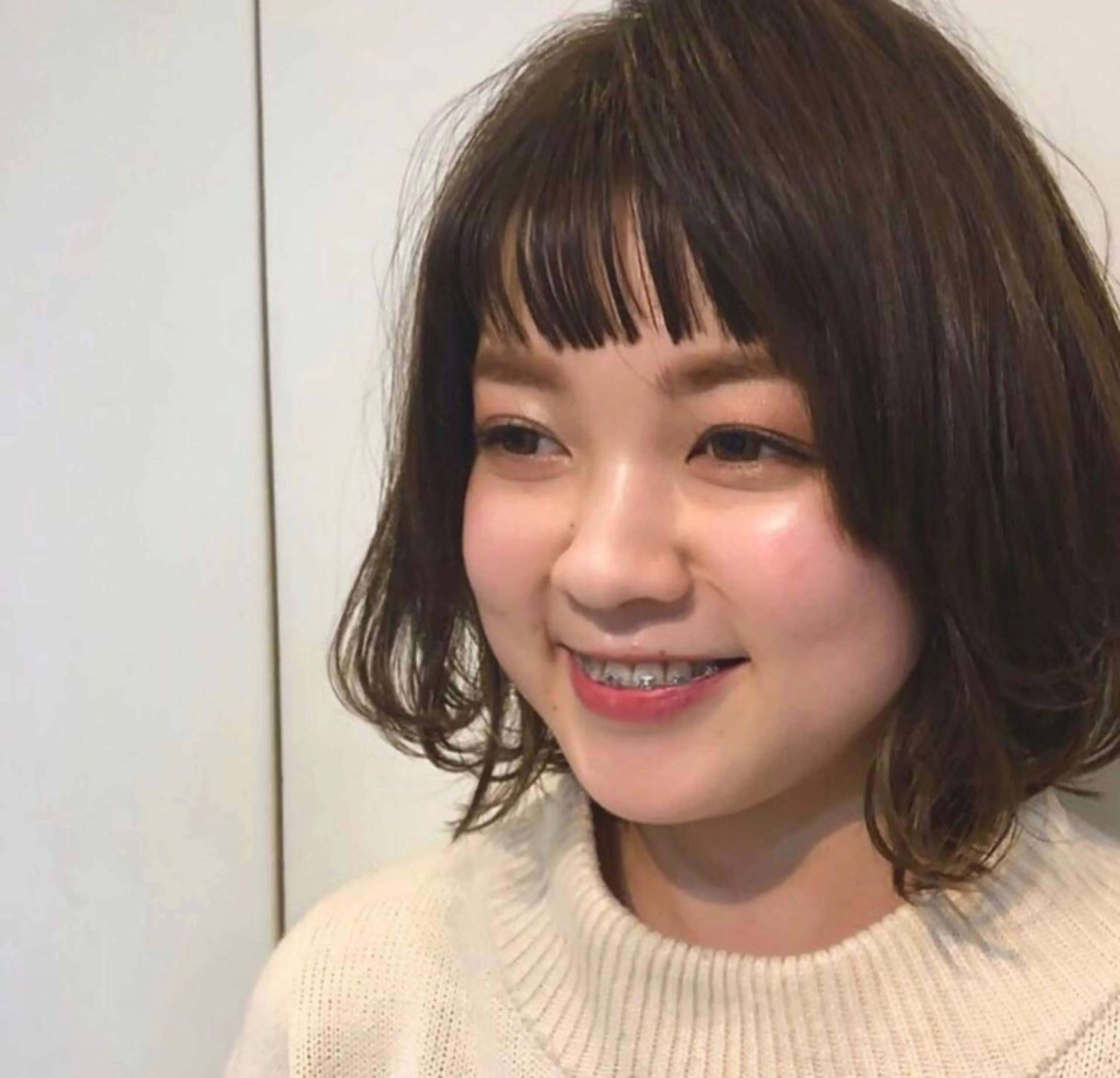 ミディアム カラー パーマ ミディアムパーマ ボブ 💫期間限定価格💫 似合わせカット🧚のヘアスタイル