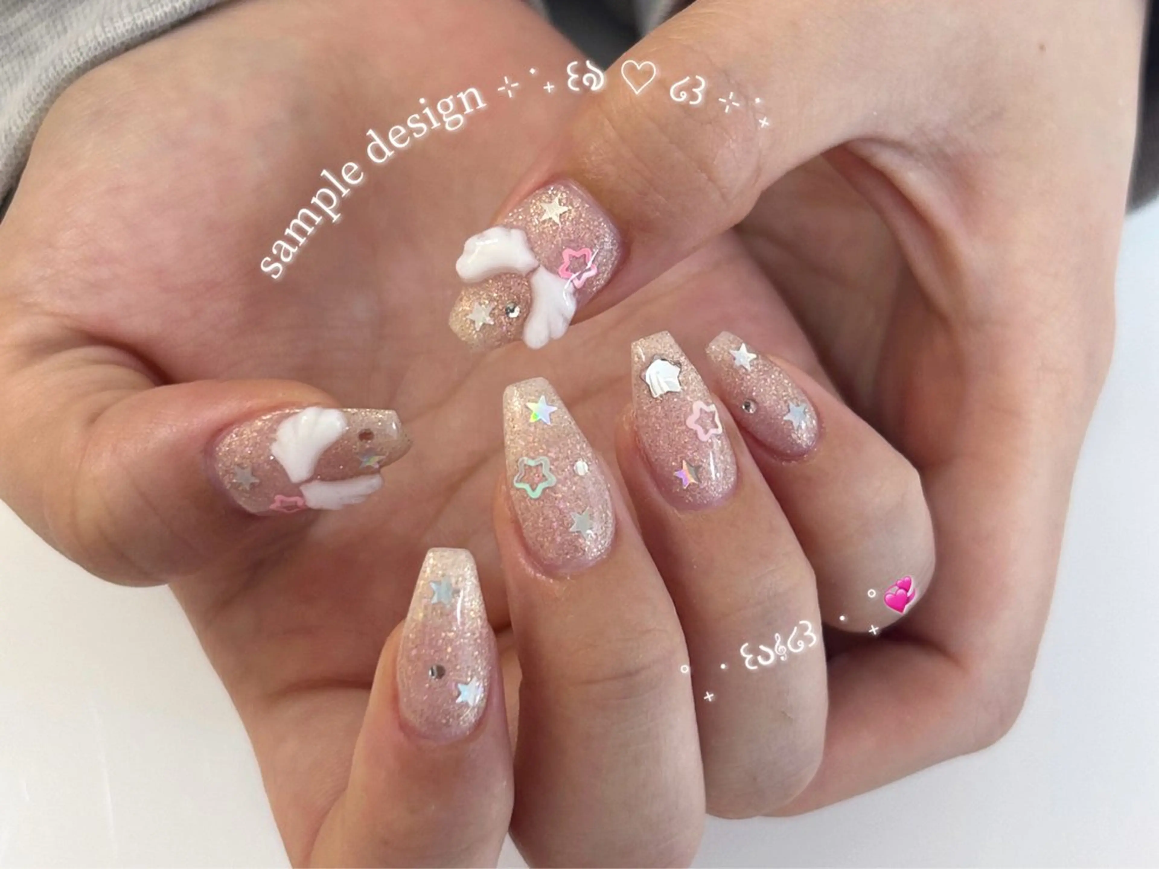 ネイル ハンドネイル ViViA momokaのネイルデザイン