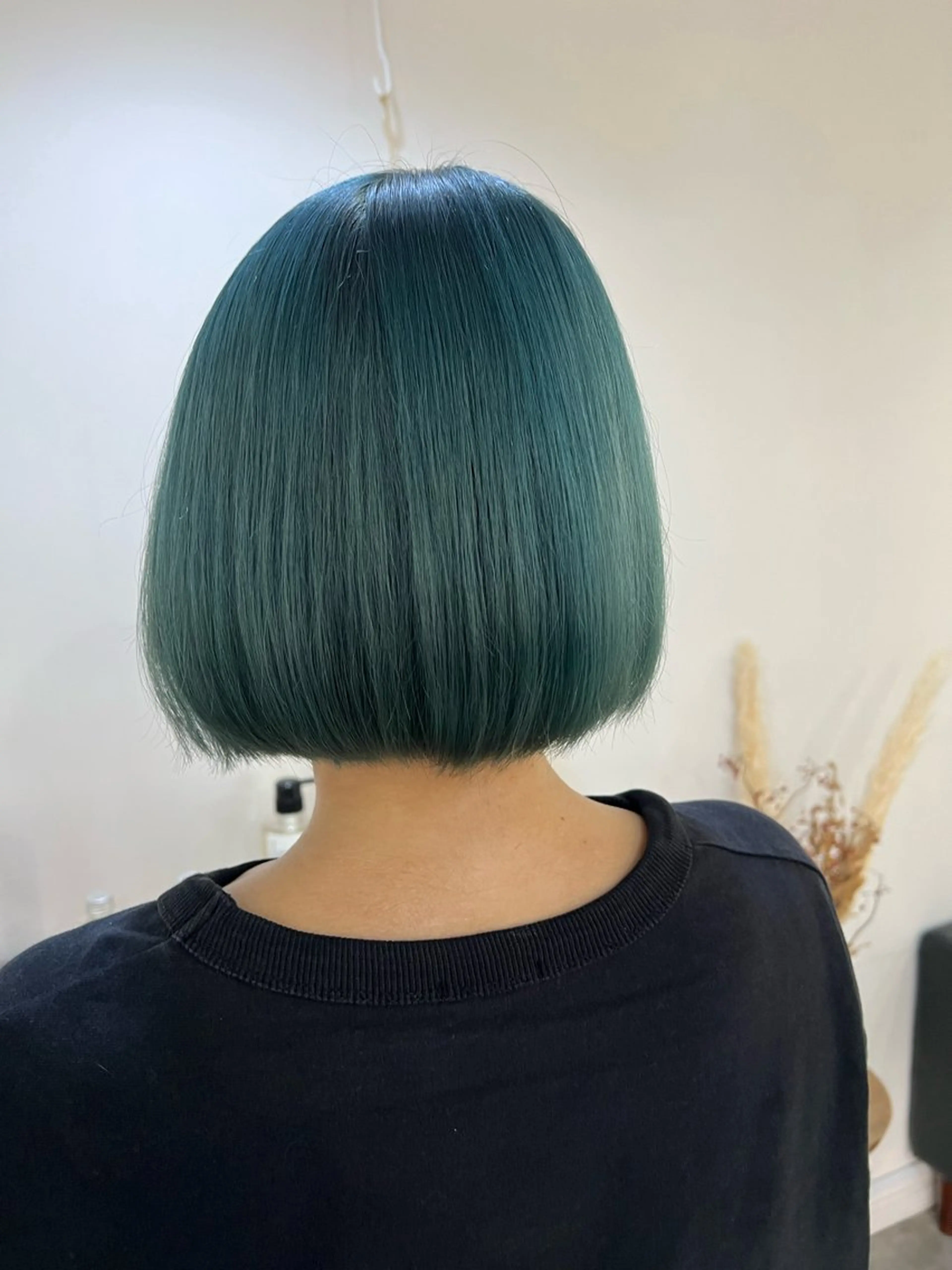 ショート カラー ケアブリーチ/ili 村上佳那多のヘアスタイル