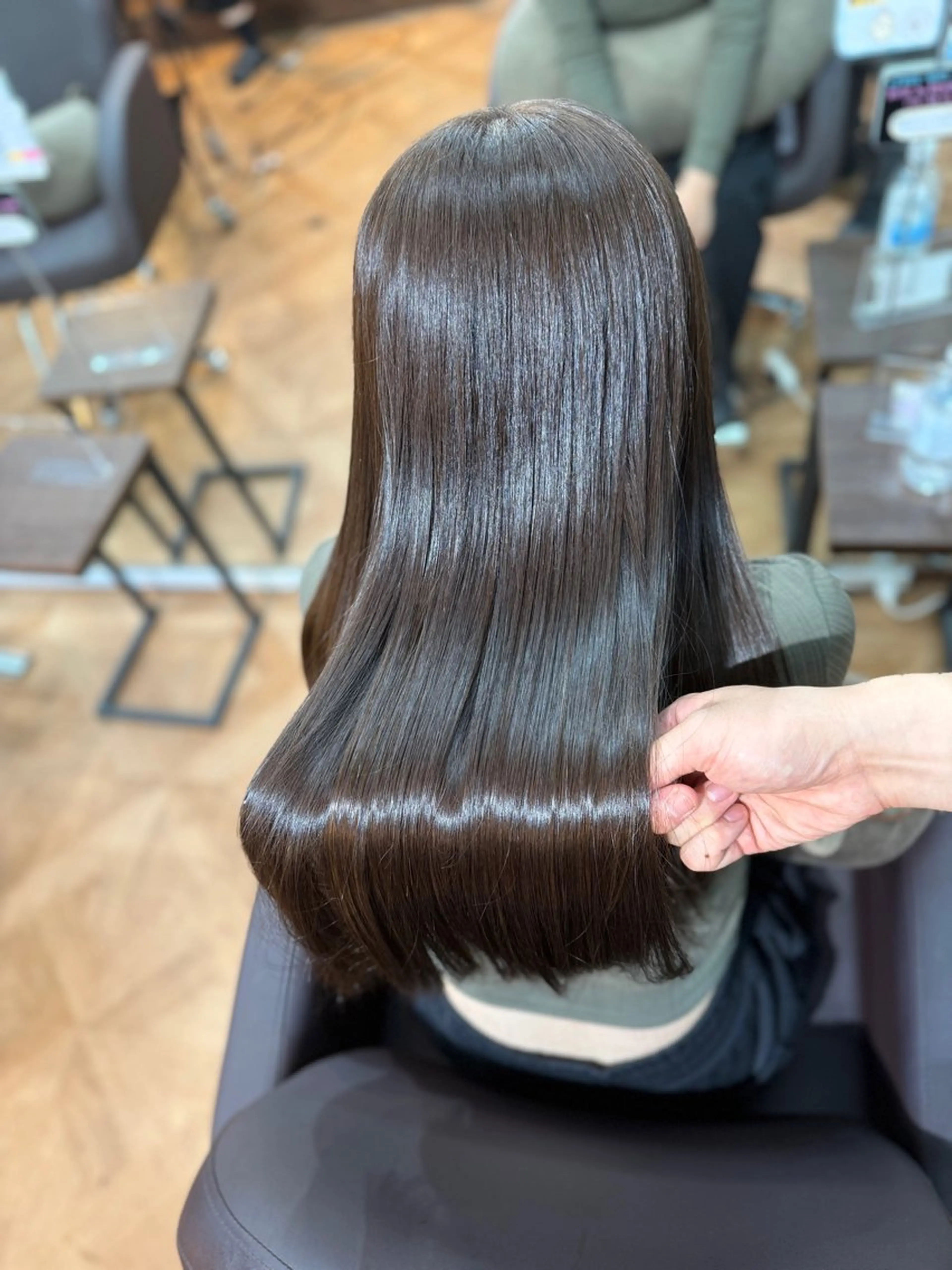 ロング 縮毛矯正 髪質改善 晟之介のヘアスタイル