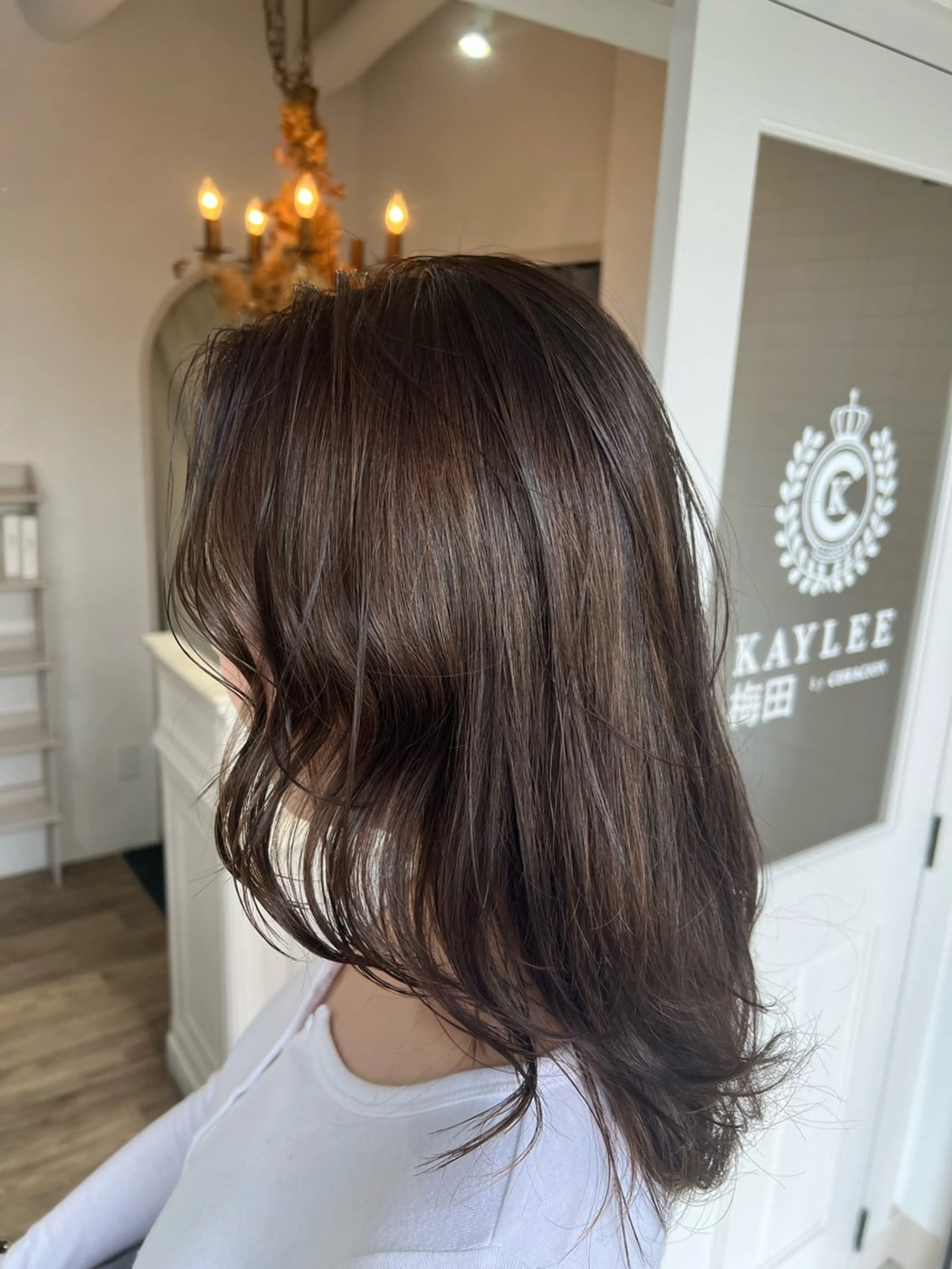 ミディアム カラー ブラウンカラー オリーブブラウン 髙橋 秀果のヘアスタイル